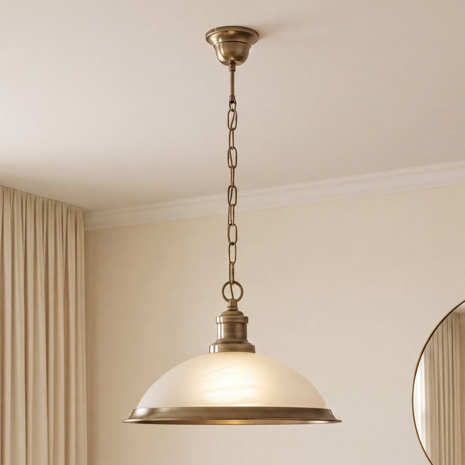 Glazen hanglamp Bistro in glanzend goud