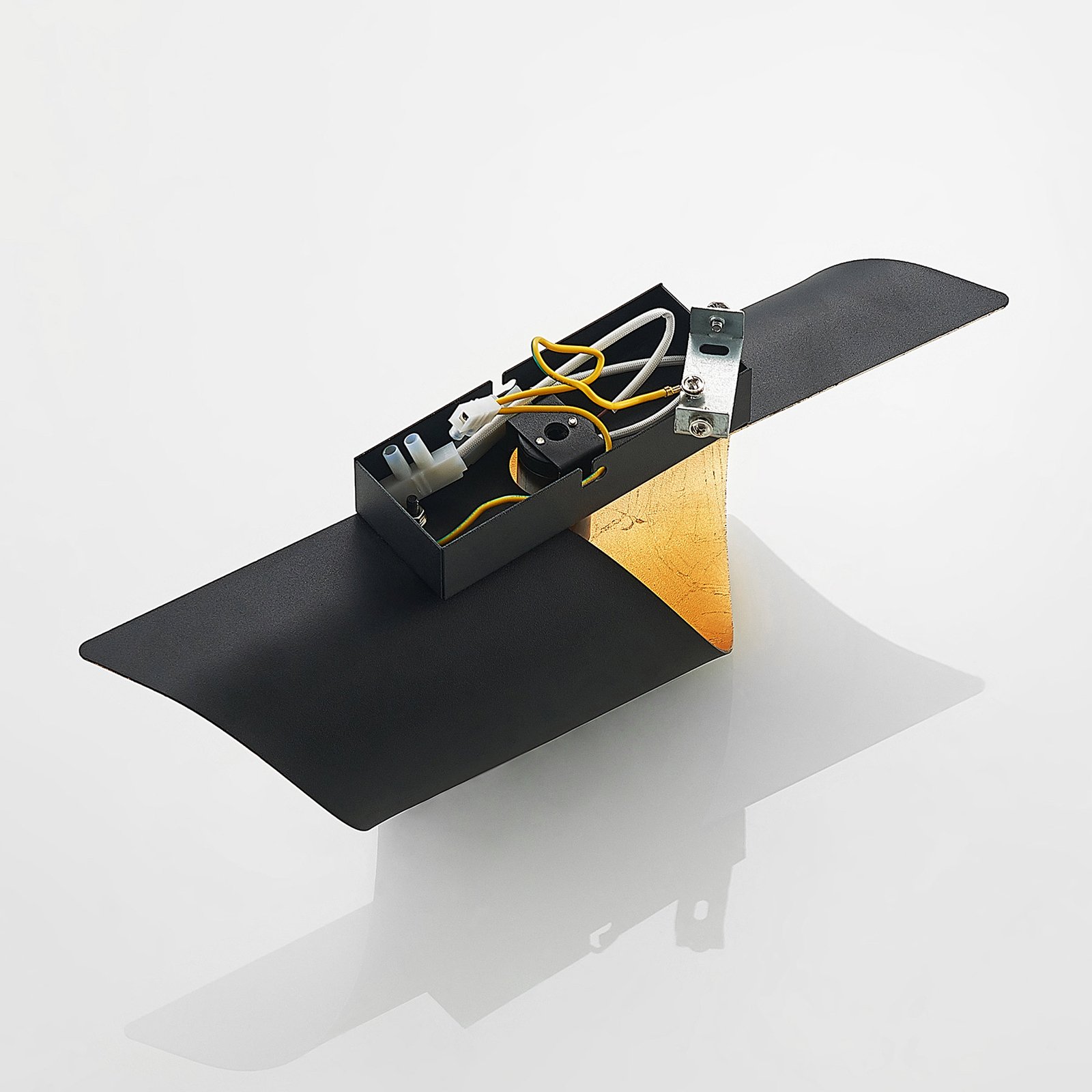 Chenotara Lampa Ścienna Black/Gold - Lindby