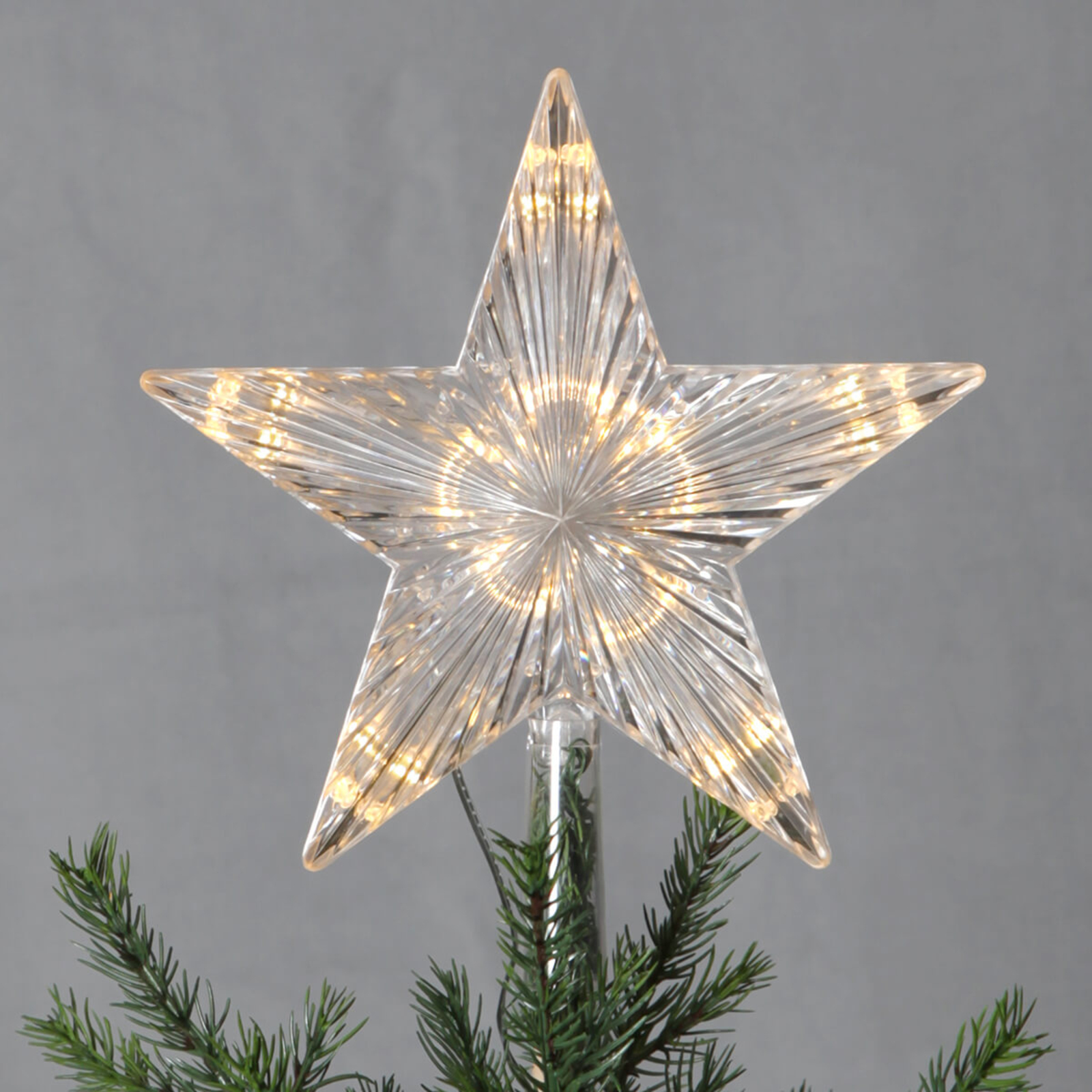 S plastovou hviezdou – LED vrchol stromu Topsy