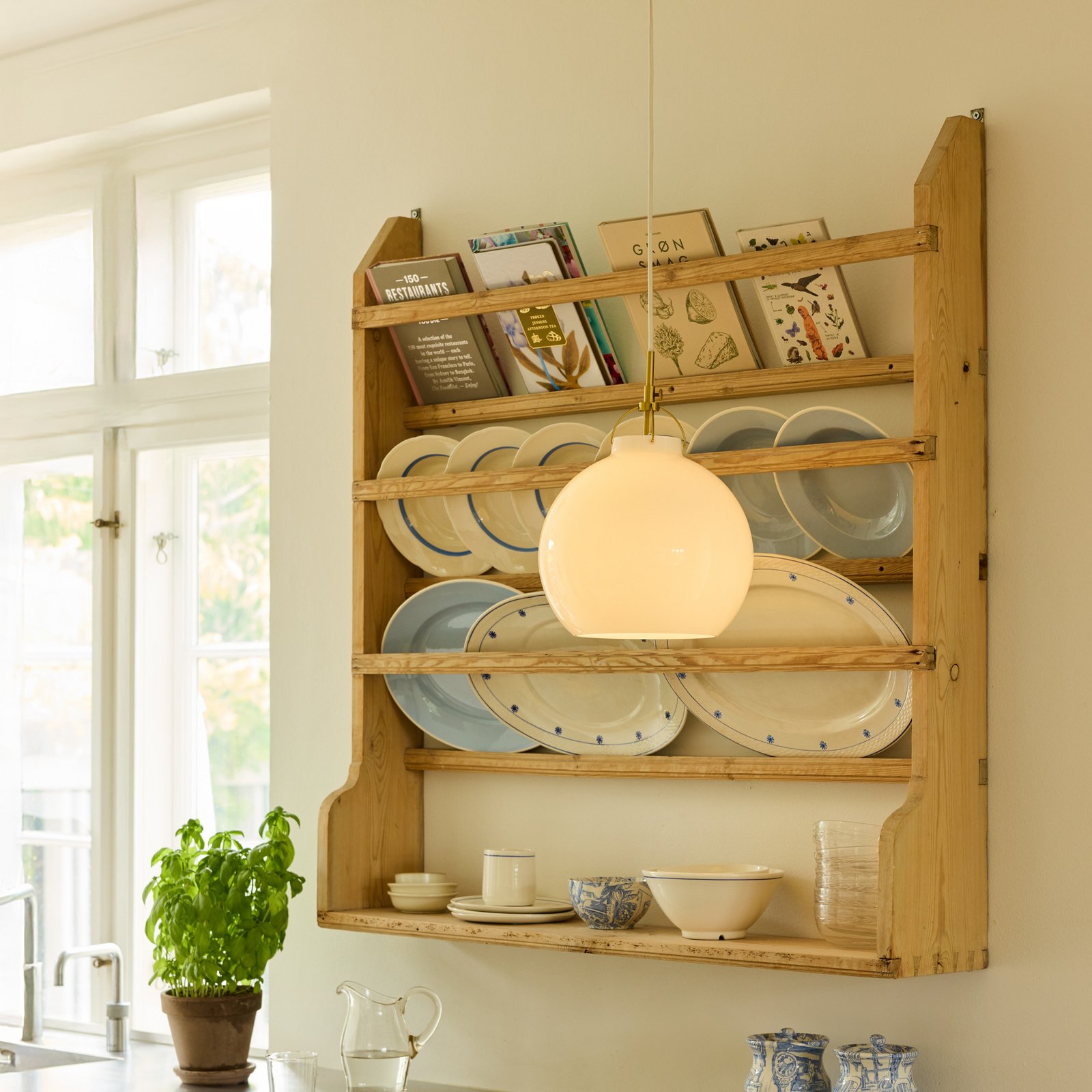 TOSCANA hanglamp, opaalwit, Ø 36 cm, glas - Halo Design TOSCANA hanglamp, opaalwit, Ø 36 cm, glas - Halo Design