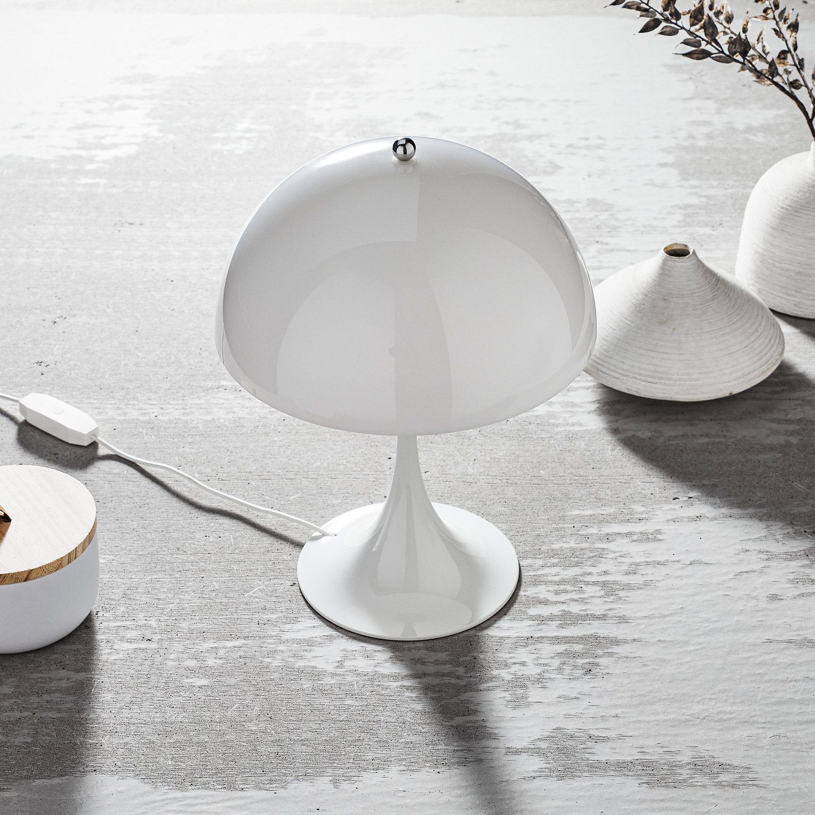 Panthella 250 Table Lamp Opal - Louis Poulsen