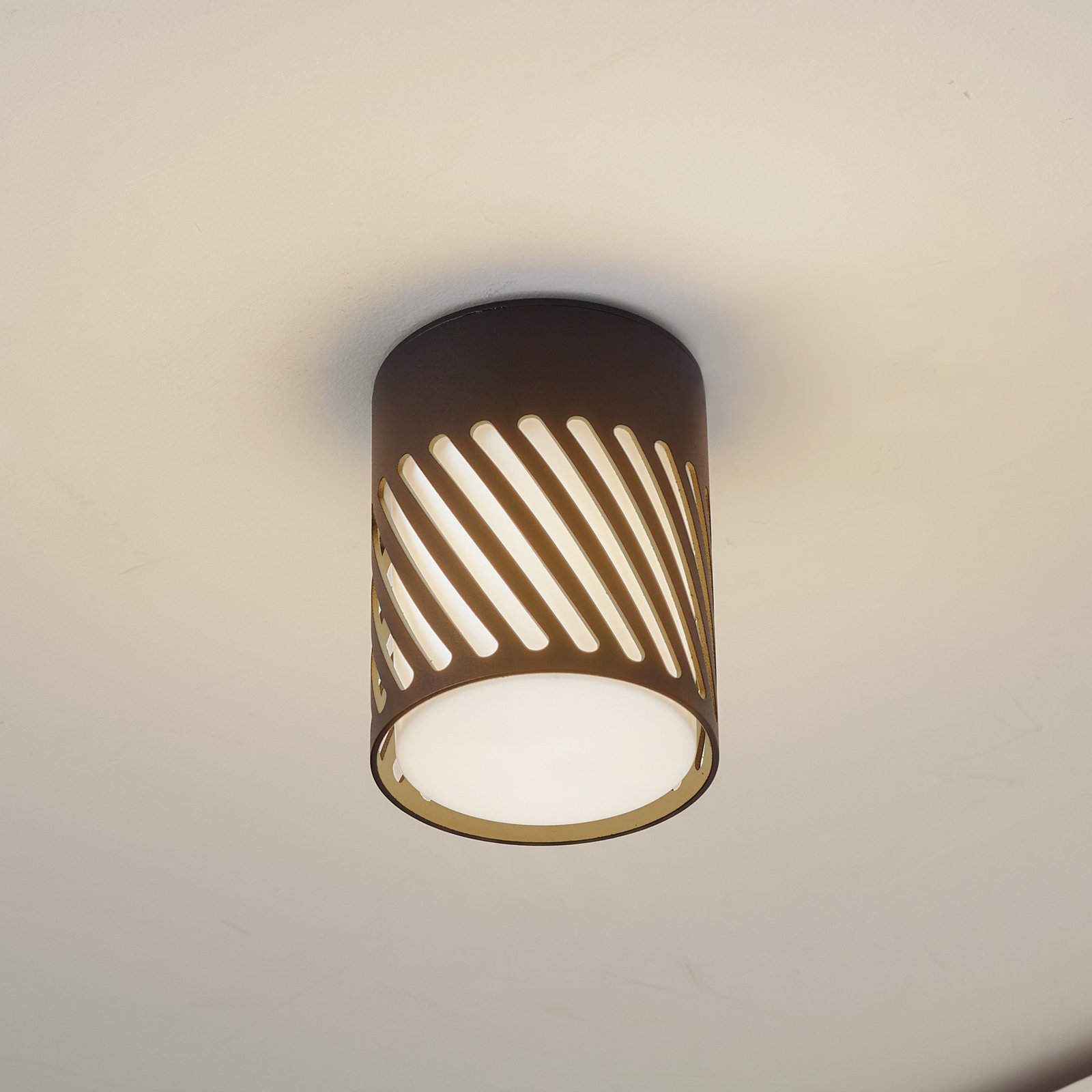 Lurinda udendørs loftlampe, sort, aluminium, 10,5 cm - Lindby Lurinda udendørs loftlampe, sort, aluminium, 10,5 cm - Lindby