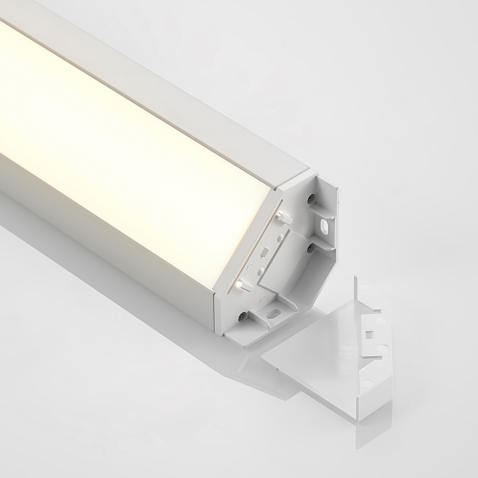 Arcchio Ovano LED-benkarmatur, hvit