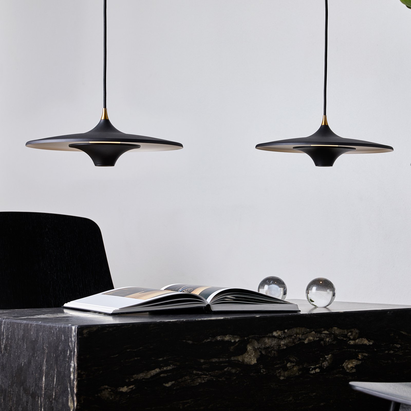 Moja Pendelleuchte Ø35 Black - Loom Design