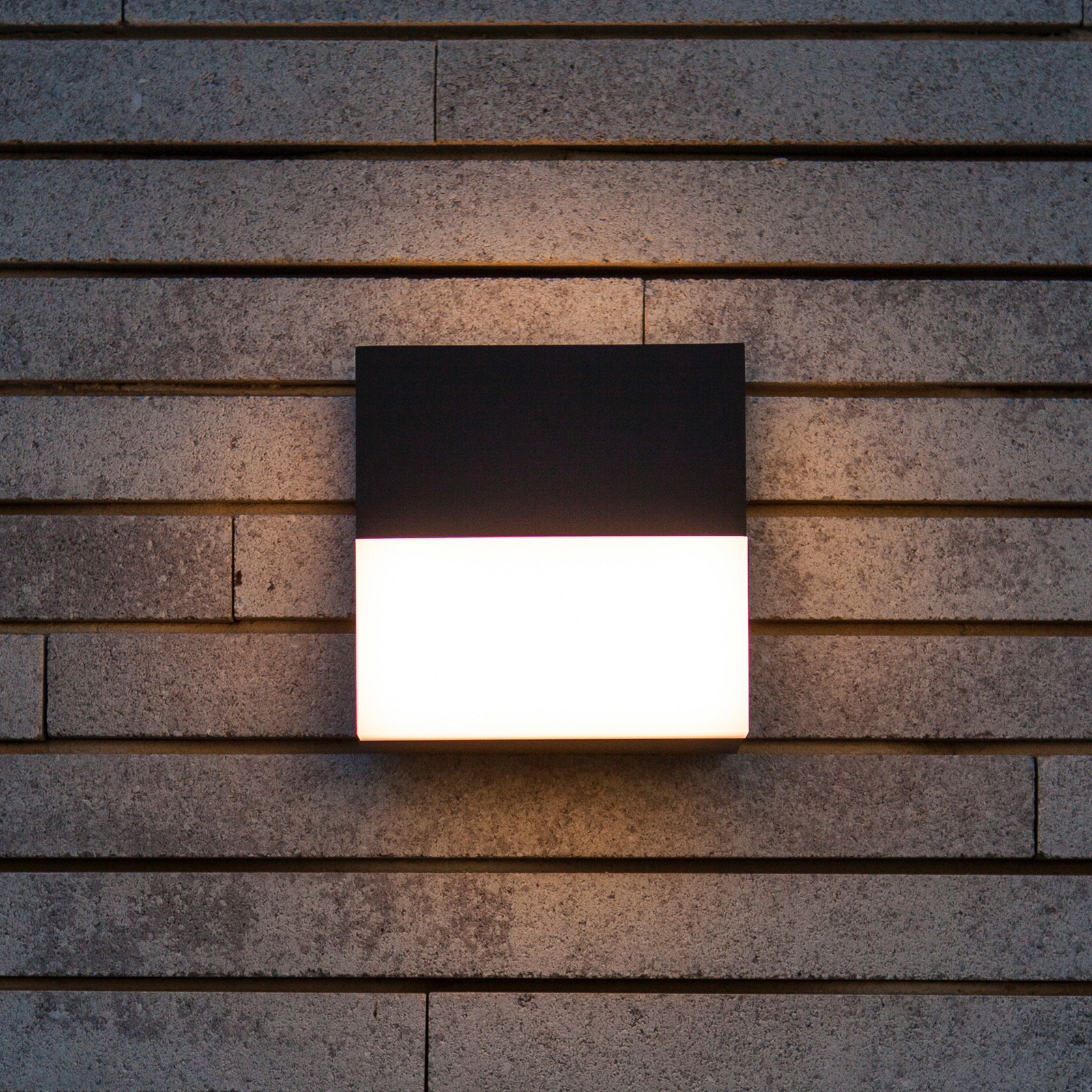 LED-Außenwandleuchte DOMINO, dunkelgrau, 14 x 14 cm, IP65