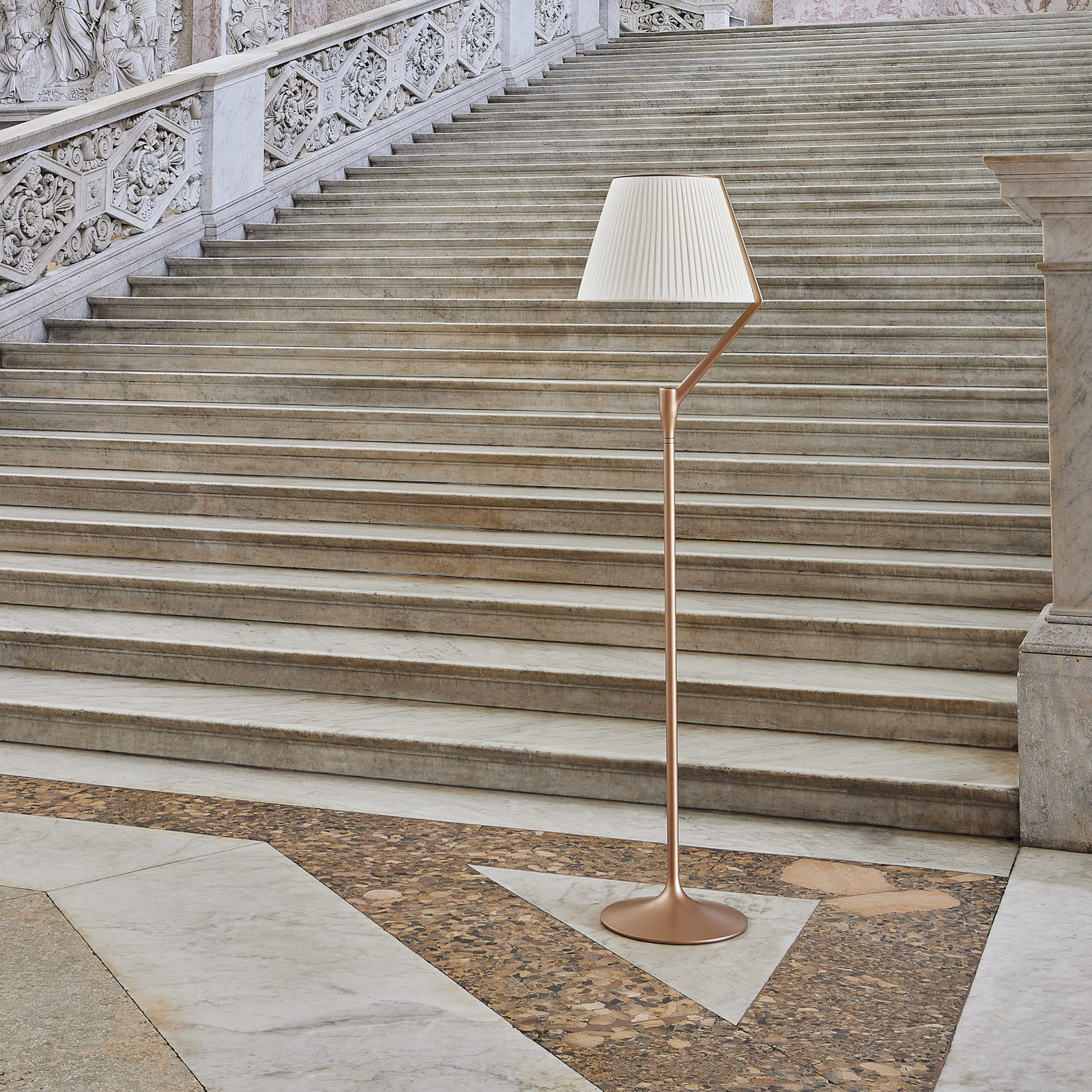 Lampadar Kartell Angelo Stone LED cupru - Camera de zi / sufragerie - Design - cupru alb - Aluminiu