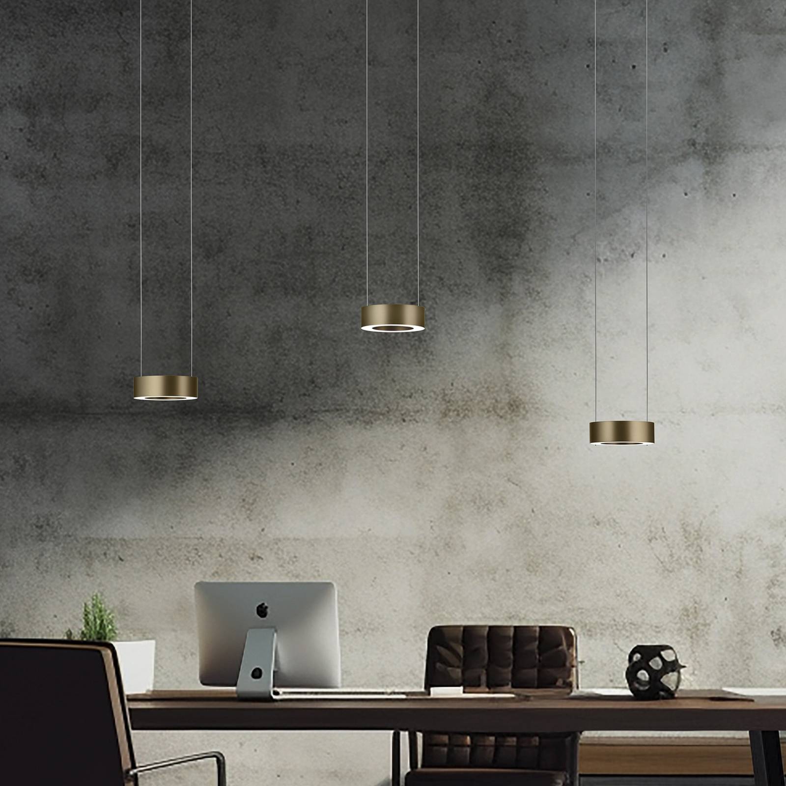 Żyrandol LED Zera-3, długość 120 cm, kolor brązowy, osłona pryzmatyczna