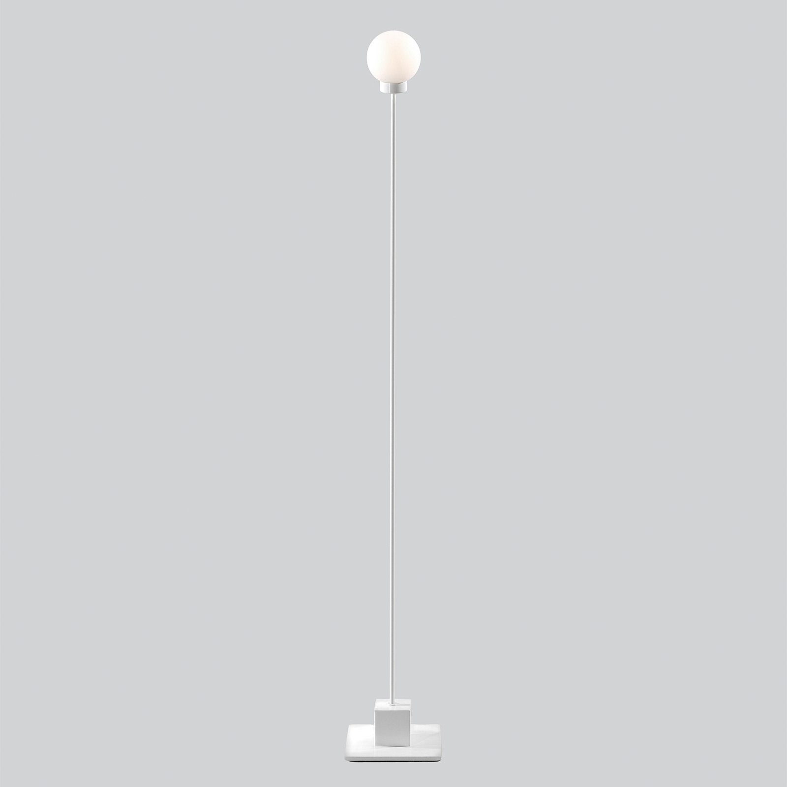 Northern floor lamp Snowball, white
