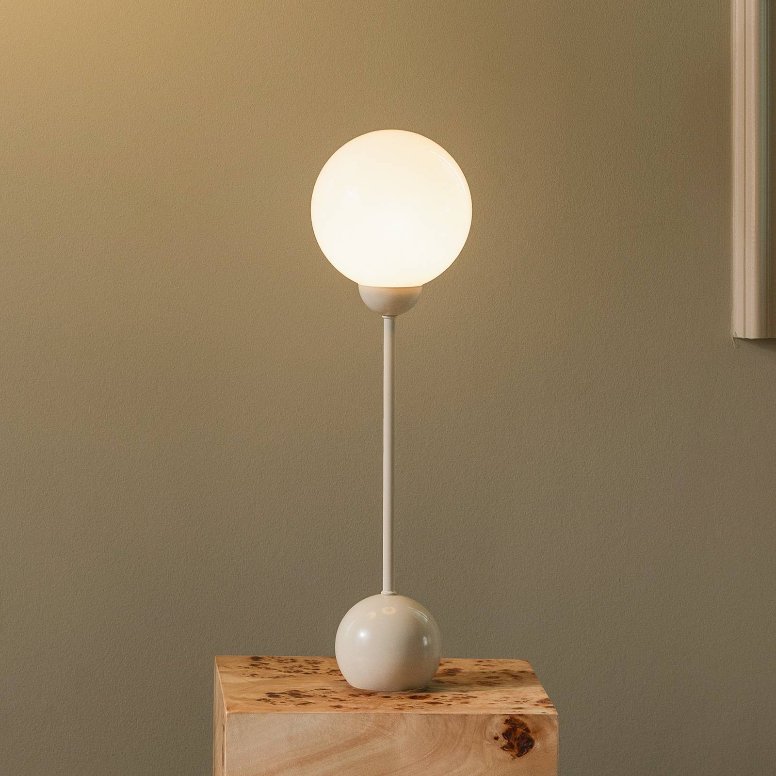 Lampa stołowa Globen Lighting Ripley, beżowa, wysokość 52 cm, żelazo/szkło