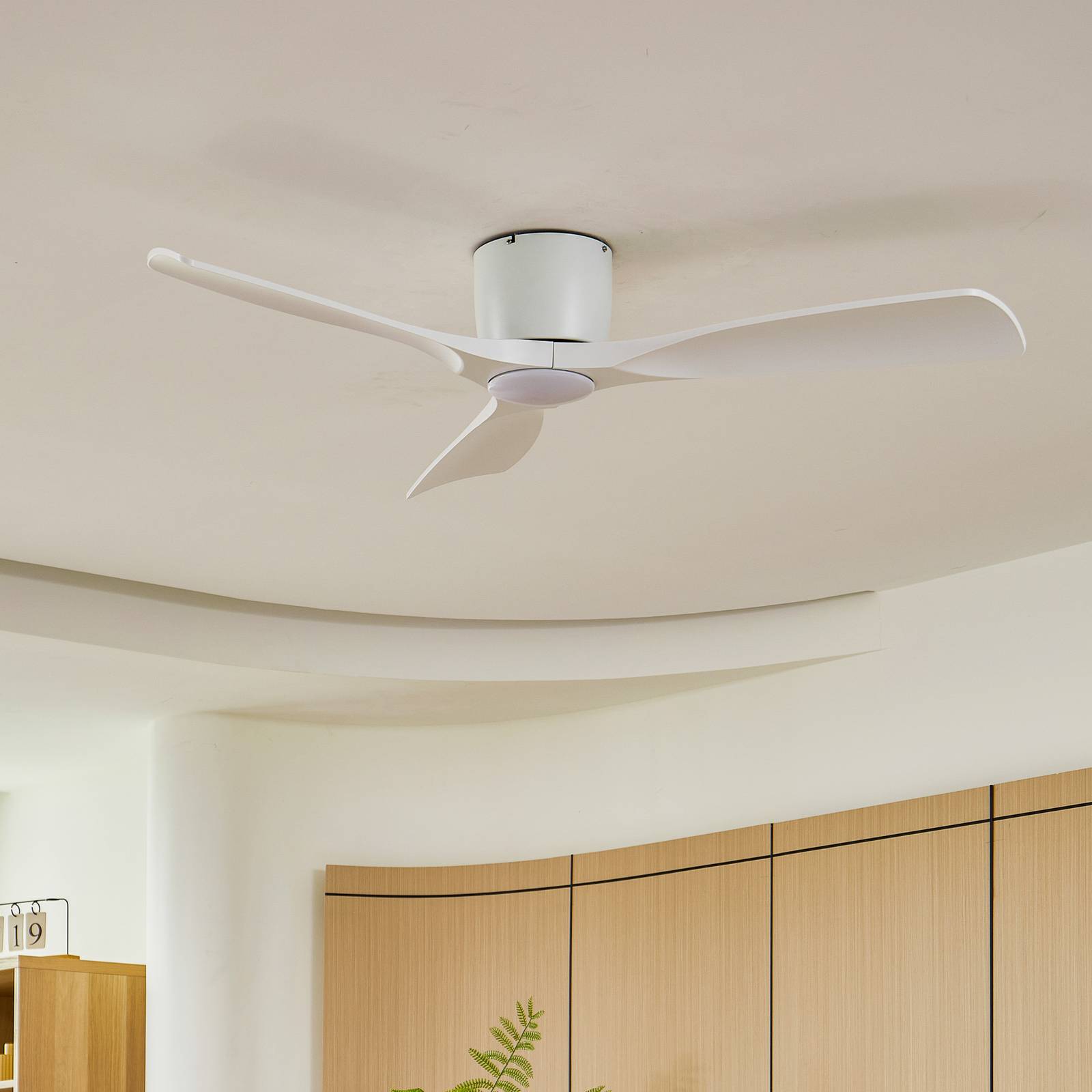 Stropný ventilátor Lucande LED Moneno, biely, DC, tichý