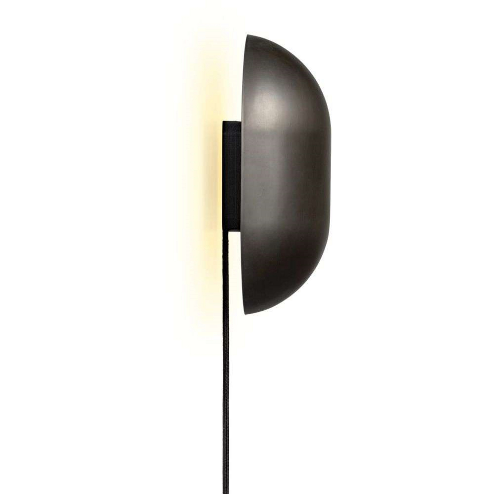 Howard Vägglampa Gunmetal - GUBI