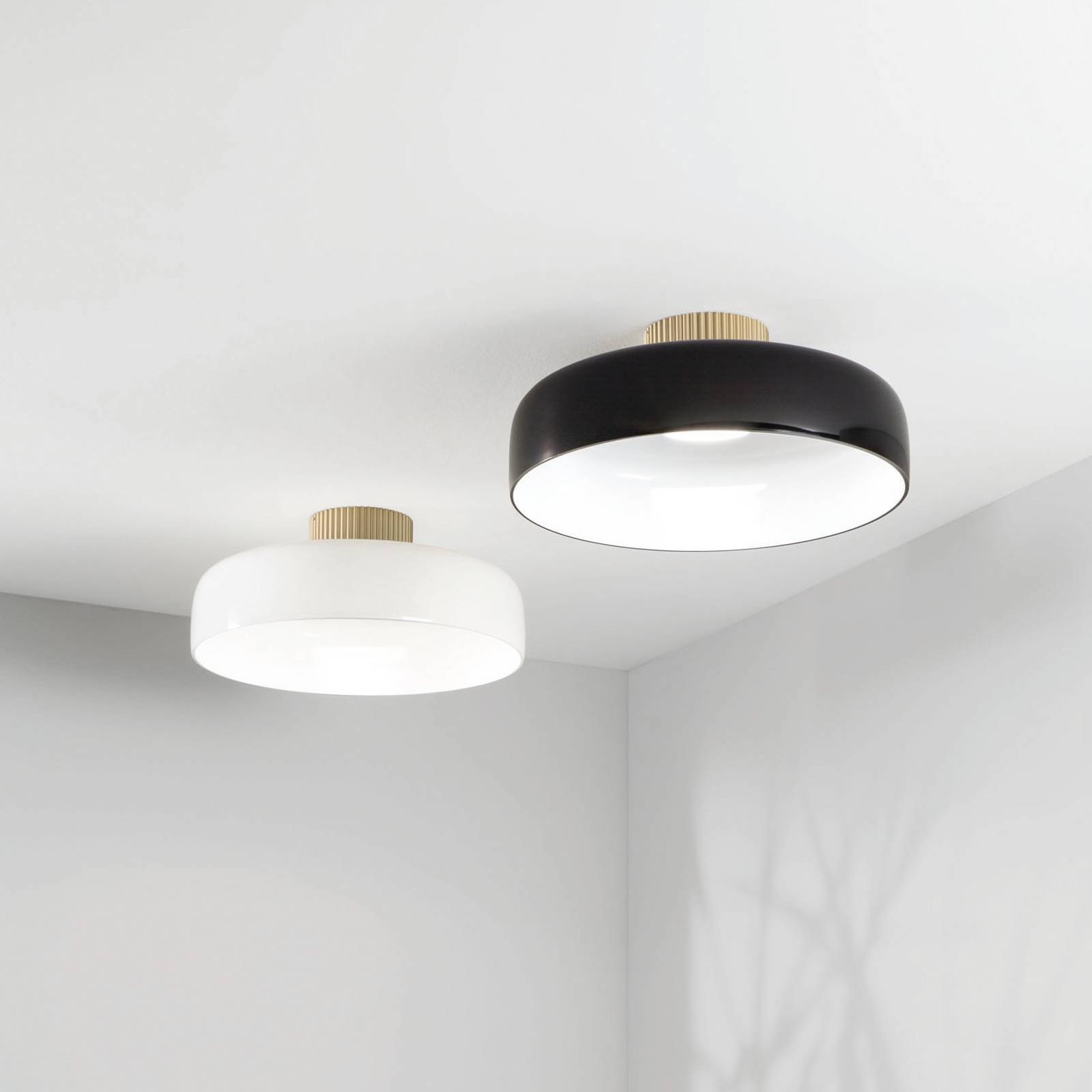 Fabas Luce Plafonnier LED Lunar, noir, verre, Ø 42 cm, CCT, à intensité variable
