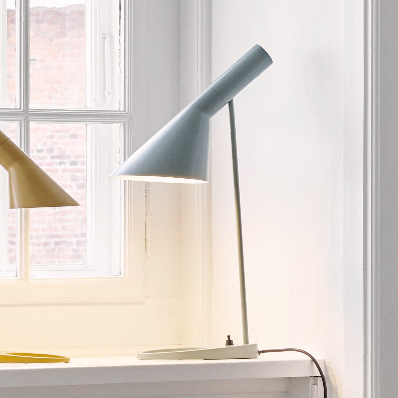 AJ Mini Stolová Lampa Pale Petroleum - Louis Poulsen