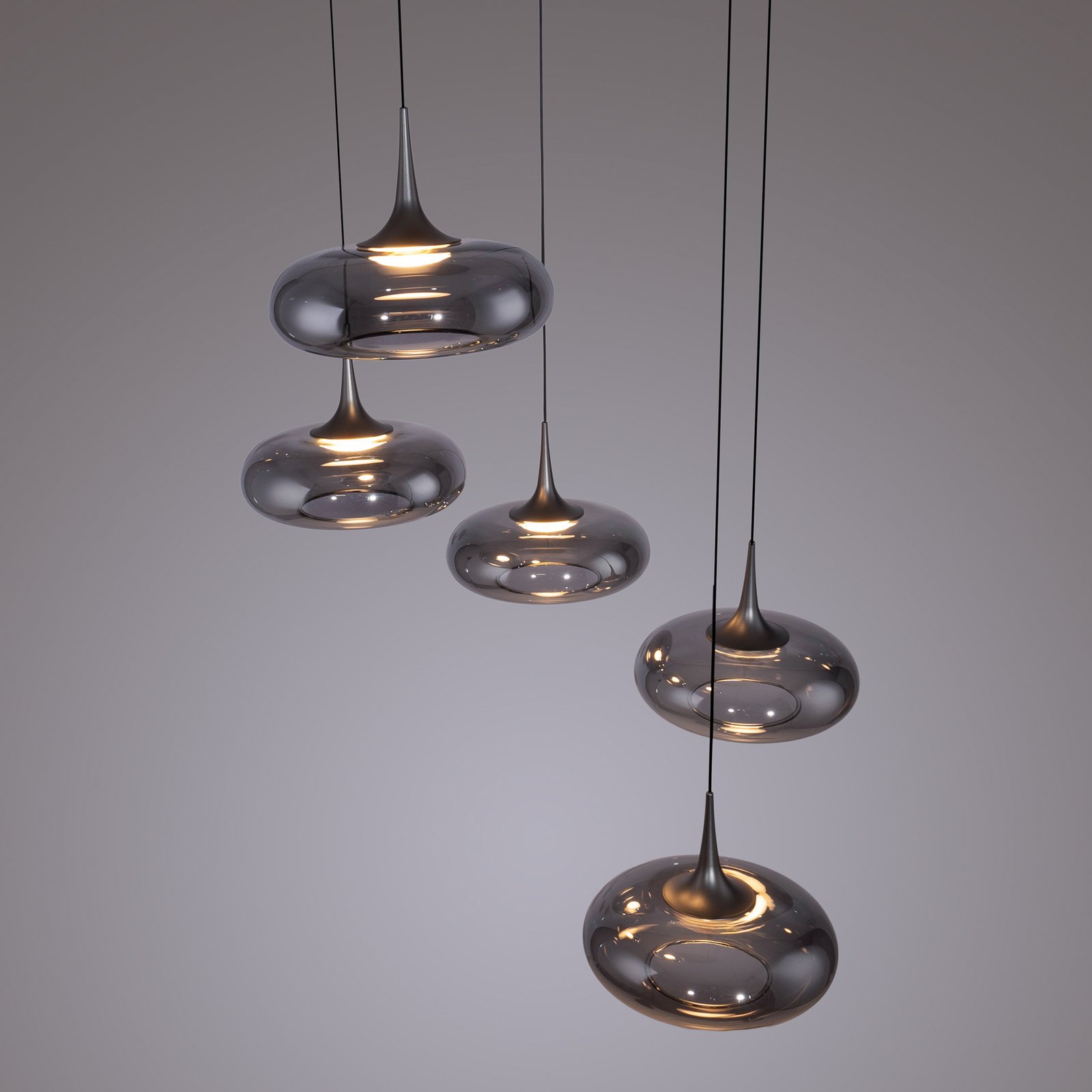 Schöner Wohnen LED-visoka svetilka Posh 5-fl., dimno steklo, 3.000 K Schöner Wohnen LED-visoka svetilka Posh 5-fl., dimno steklo, 3.000 K