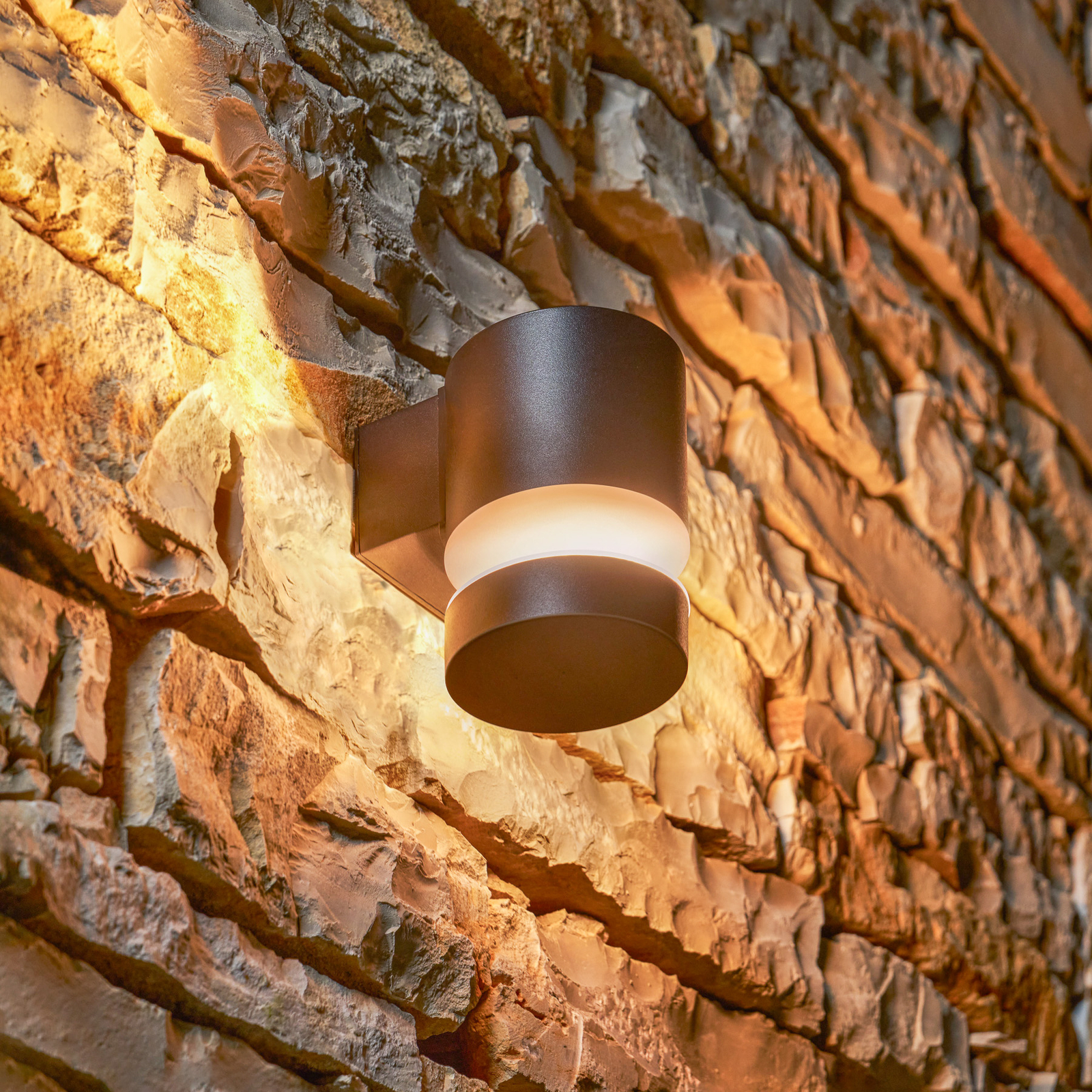 Philips LED udendørs væglampe Laven, højde 13,5 cm
