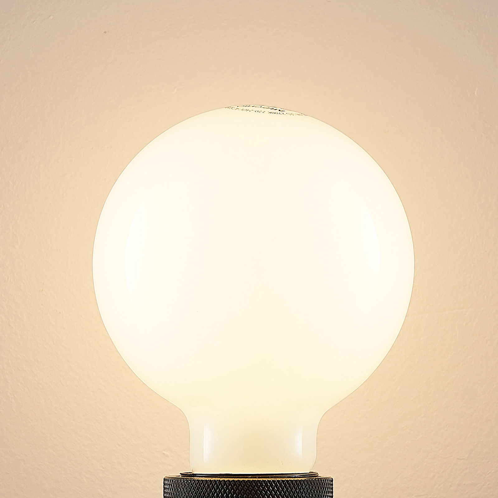 LED-Lampe E27 4W 2.700K G95 Globe dimmbar opal 2er