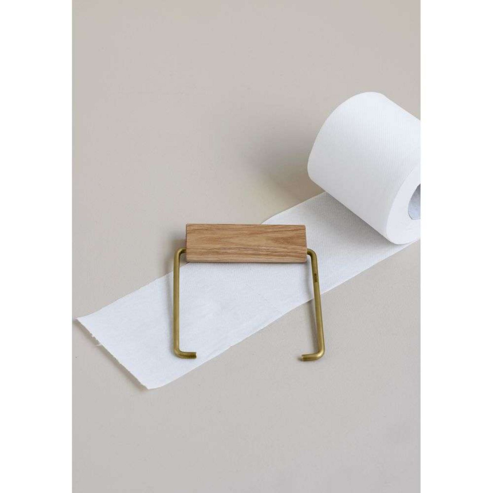 Toilet Roll Holder Oak/Brass - Moebe