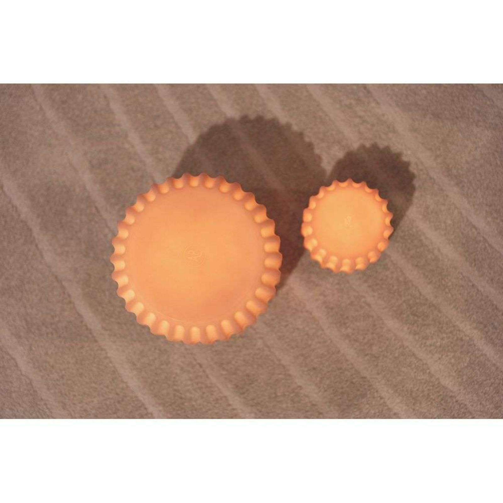 Dentelles 9 Portable Candeeiro de Mesa 3 pcs. Ø9 Strawberry/Gold - Atelier Pierr