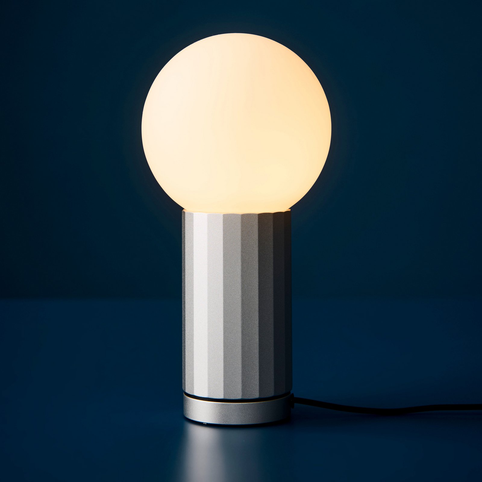 HAY TURN ON LED table lamp, aluminium, height 20 cm, dimmable HAY TURN ON LED table lamp, aluminium, height 20 cm, dimmable