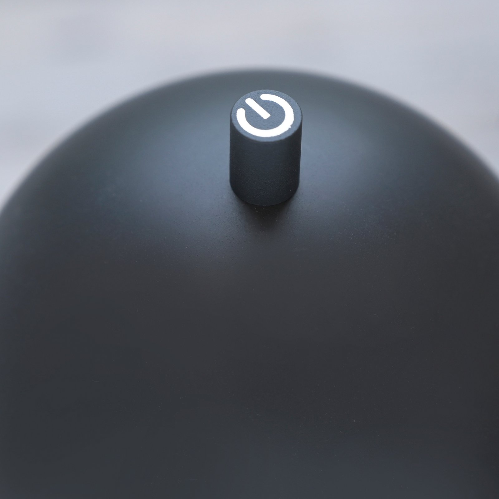 SCHÖNER WOHNEN LED-akku-gulvlampe Bellies, sort, IP54 SCHÖNER WOHNEN LED-akku-gulvlampe Bellies, sort, IP54