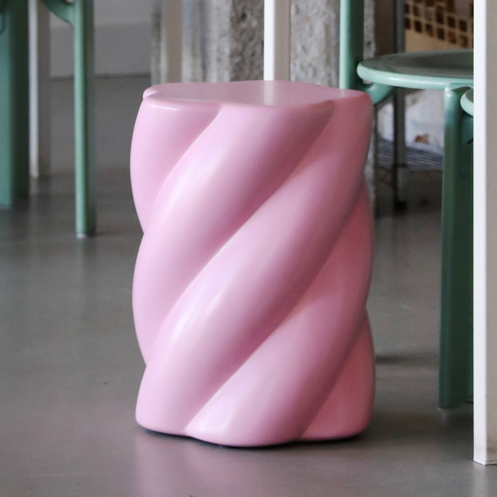 Tabouret Marshmallow, rose, hauteur 45 cm - &Klevering