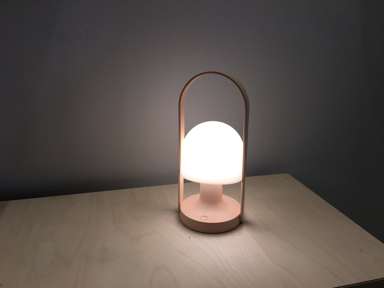 FollowMe Bordslampa Pale Pink - Marset