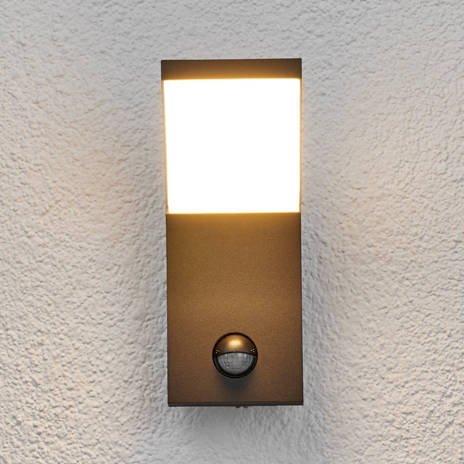 LED-Außenwandleuchte Timm Außenwandlampe Bewegungsmelder Grafitgrau Lampenwelt