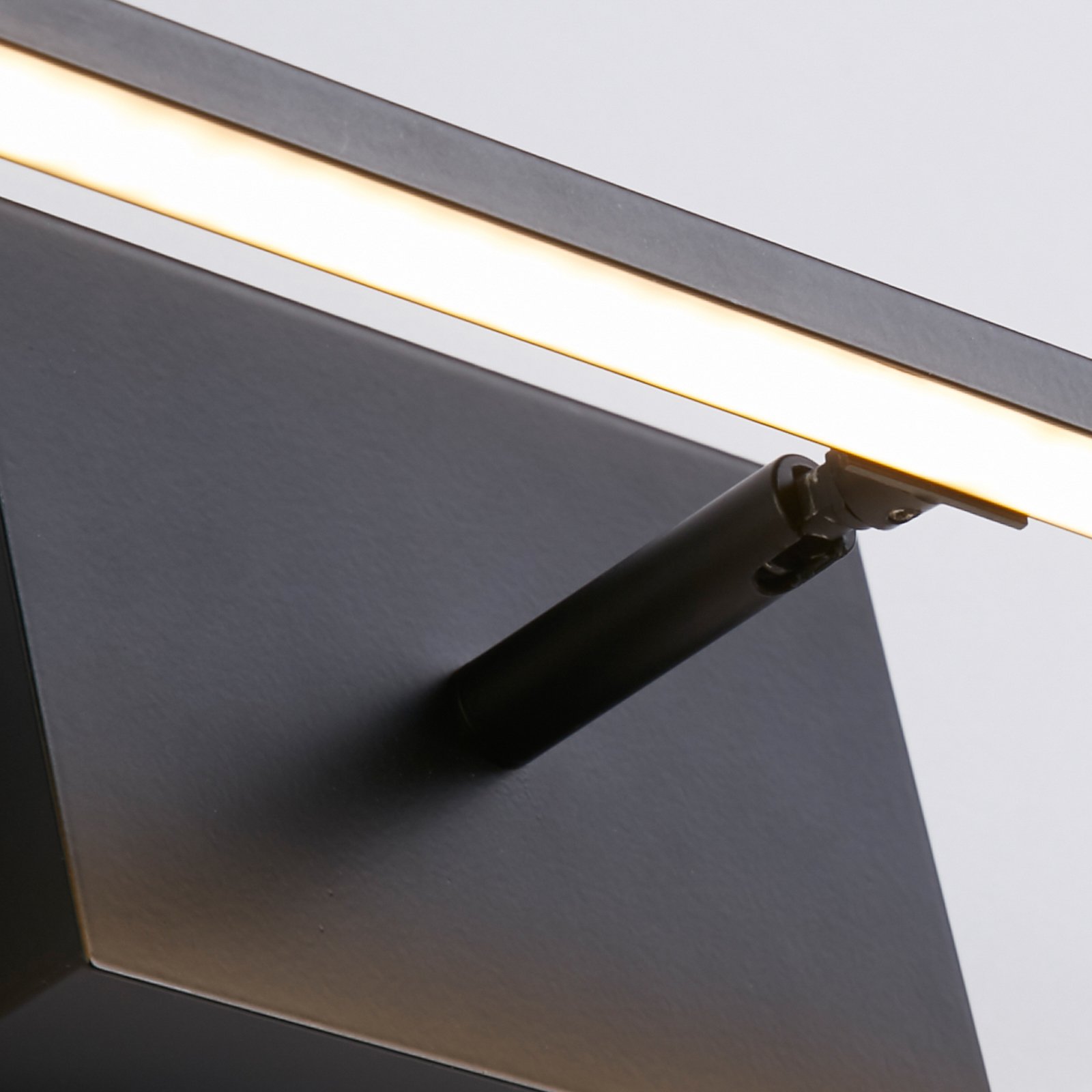 LED badkamer wandlamp Amalfi, matzwart, breedte 61 cm, staal
