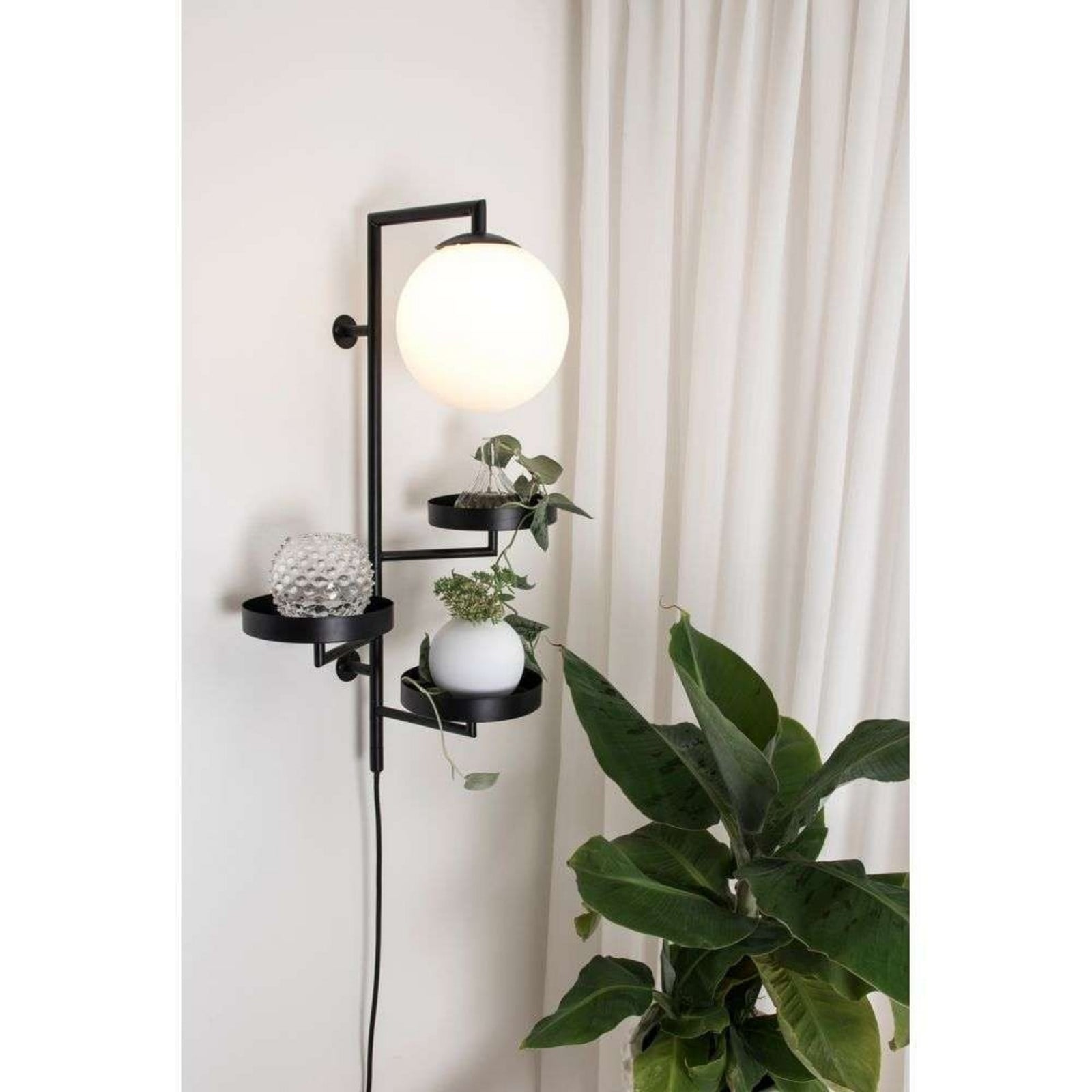 Astoria Wandleuchte Black Globen Lighting - Wohnzimmer - Metall