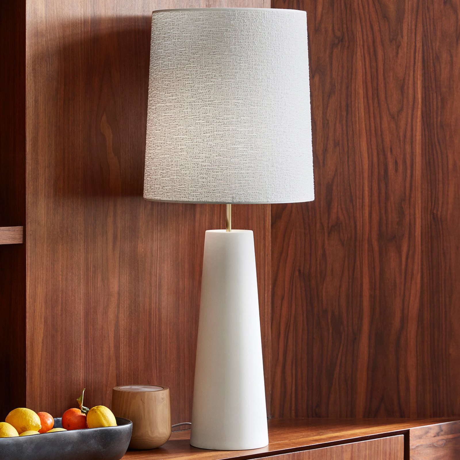 Cosiness Tischleuchte, Keramikfuß weiß - MARKET SET Cosiness Tischleuchte, Keramikfuß weiß - MARKET SET