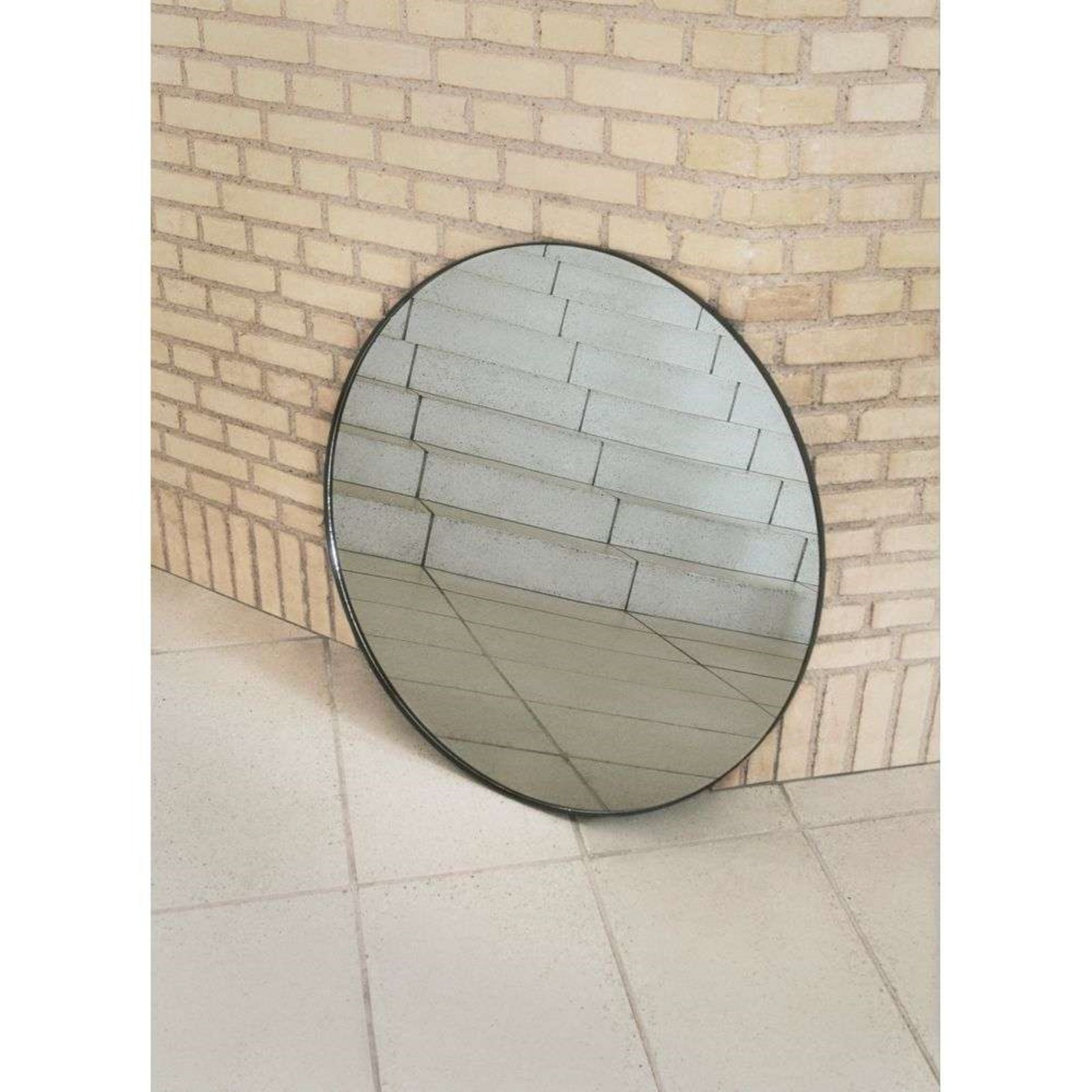 Circum Mirror Ø70 Black - AYTM