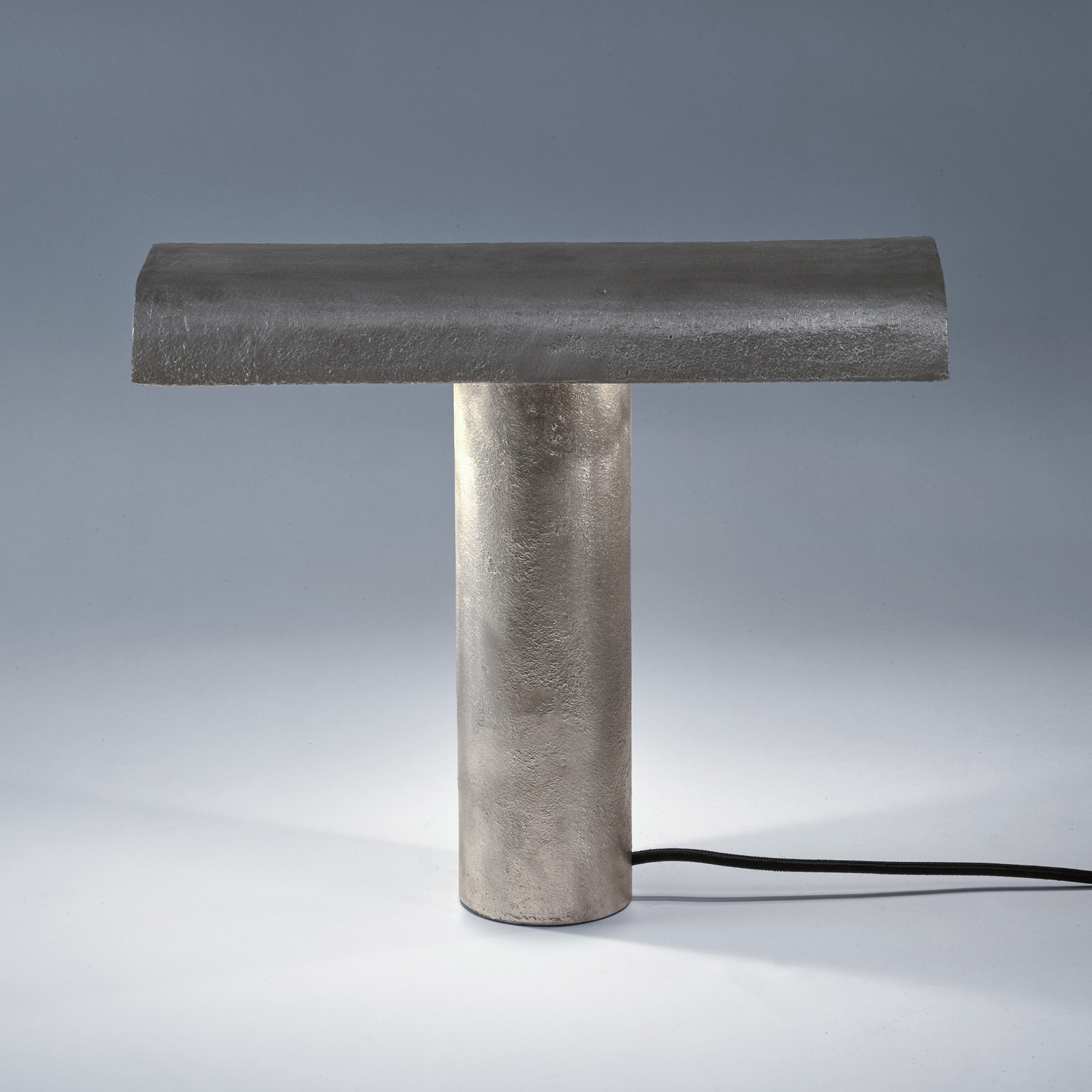 STEEL GREY FCK bordlampe, aluminium, højde 30 cm, G9 – Serax