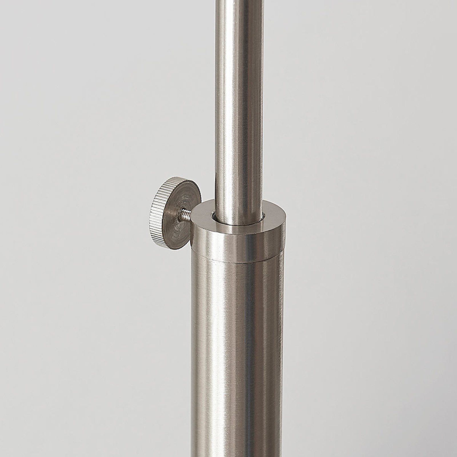 Railyn Gulvlampe Cream/Nickel - Lindby
