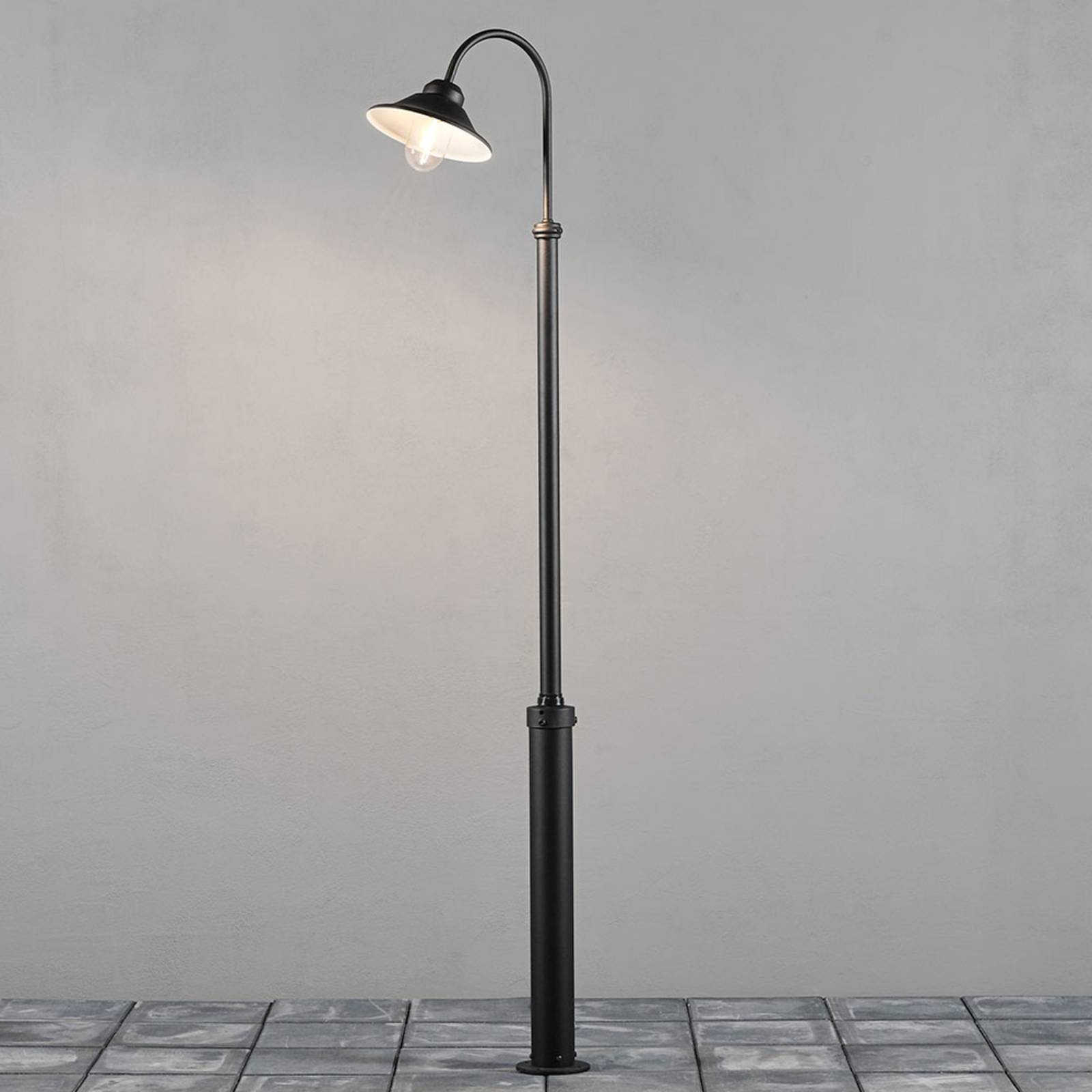 Lampa na maszt Vega, czarna, 1-punktowa, 240 cm