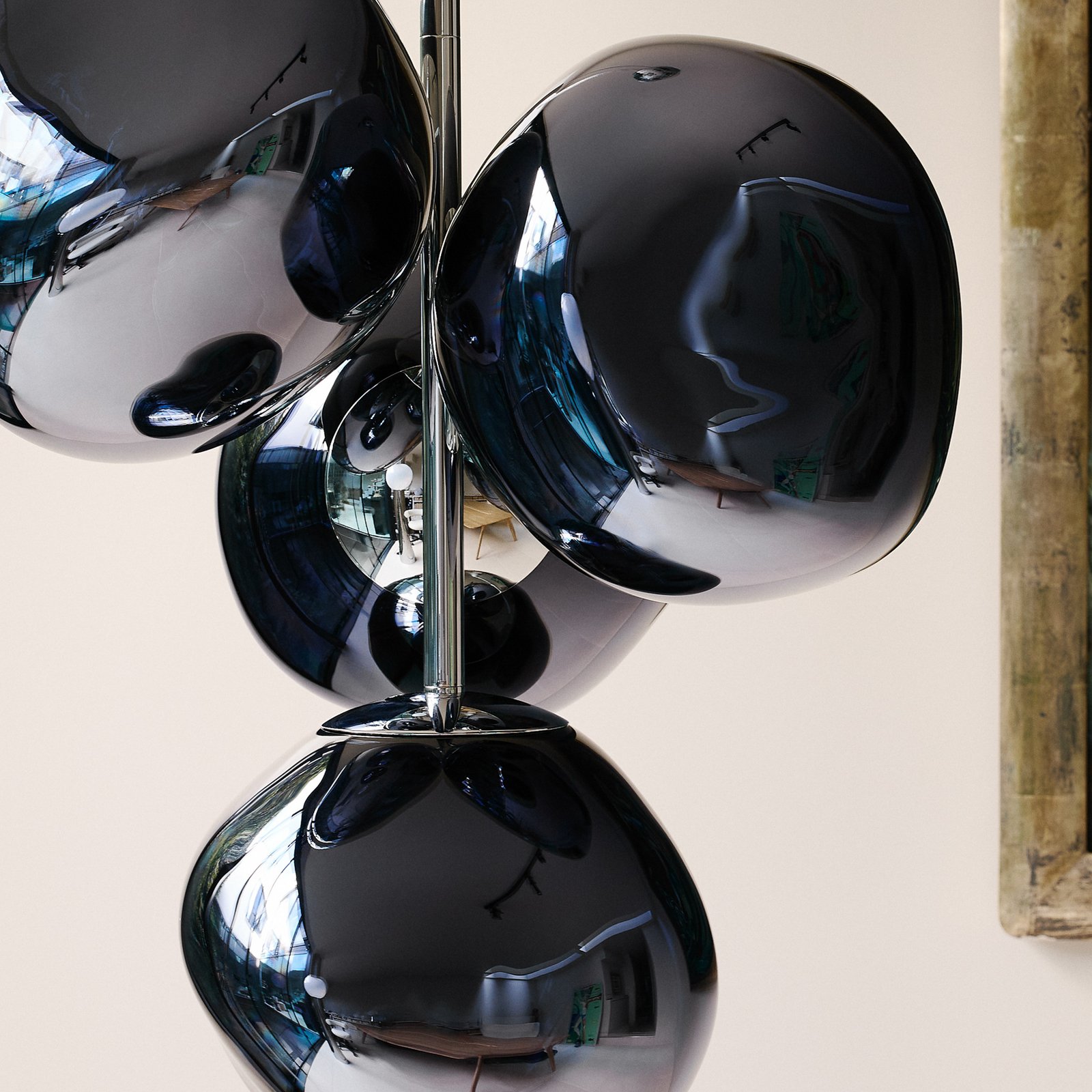 Tom Dixon LED hanging light Melt Chandelier Mini, smoke grey