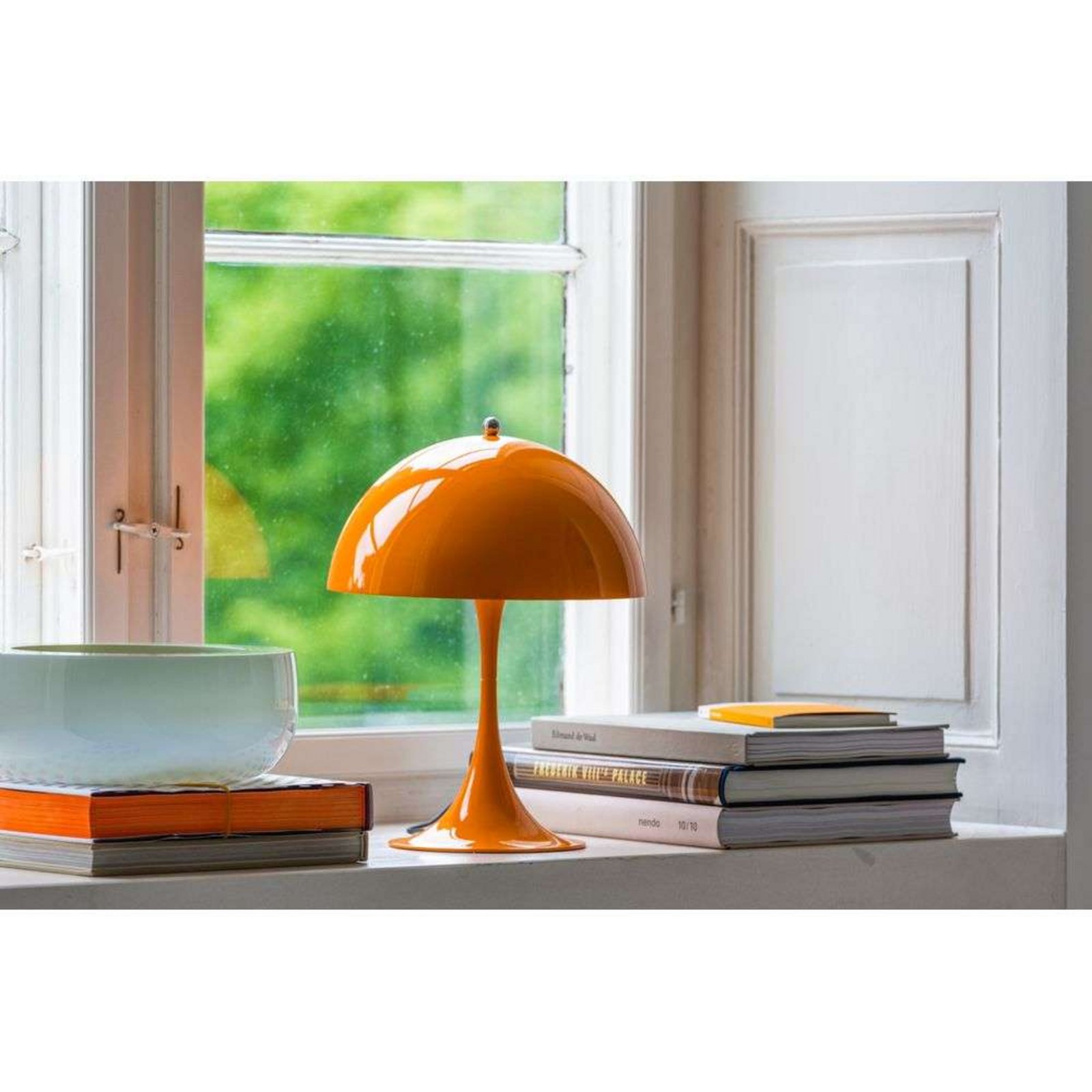 Panthella 250 Stolová Lampa Orange - Louis Poulsen