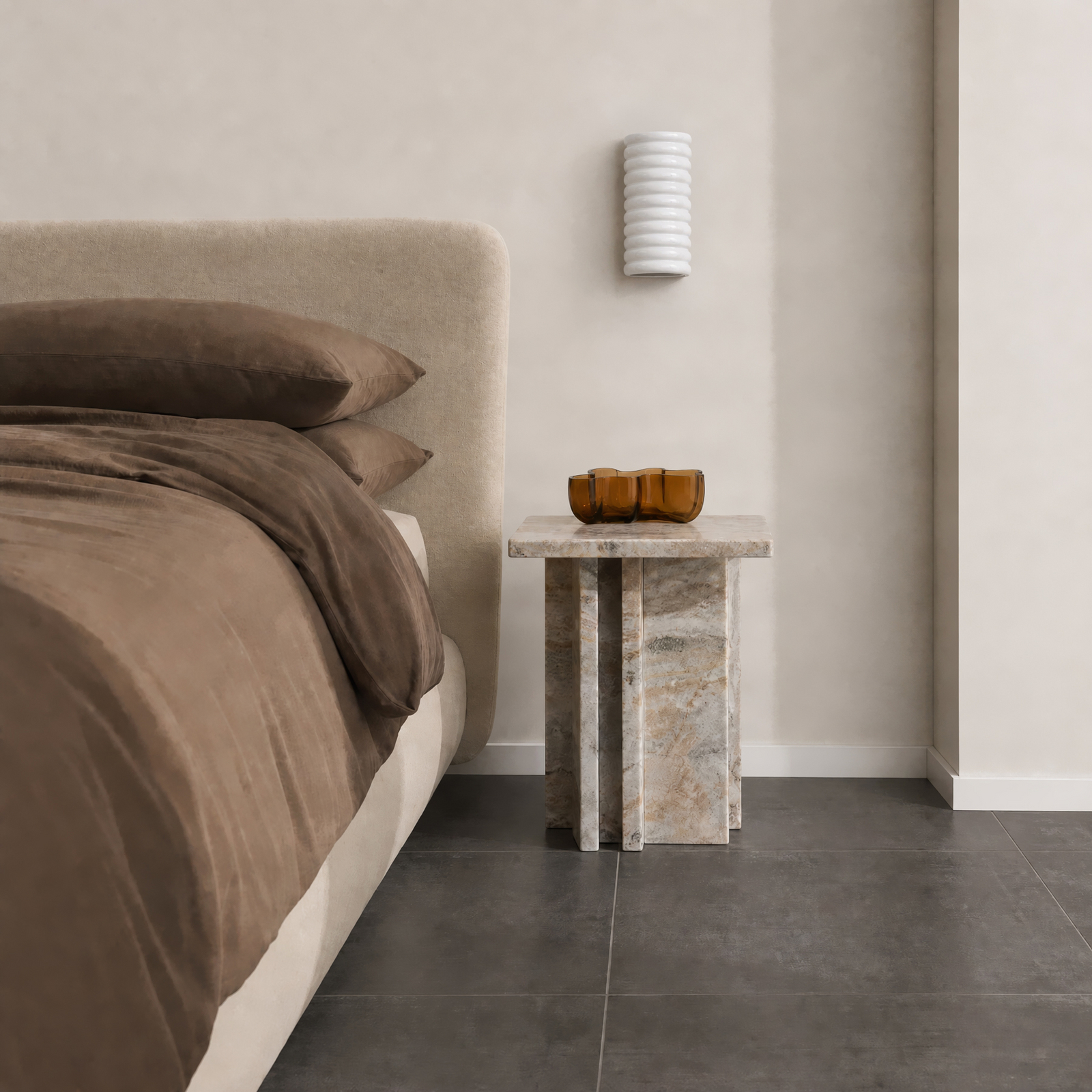 Aplică LED Lucande model Riff, albă, din ceramică, înălțime 25 cm