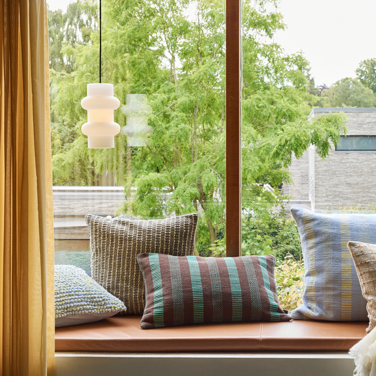 Pilule Double hänglampa, mattvit, Ø 15 cm – Hübsch