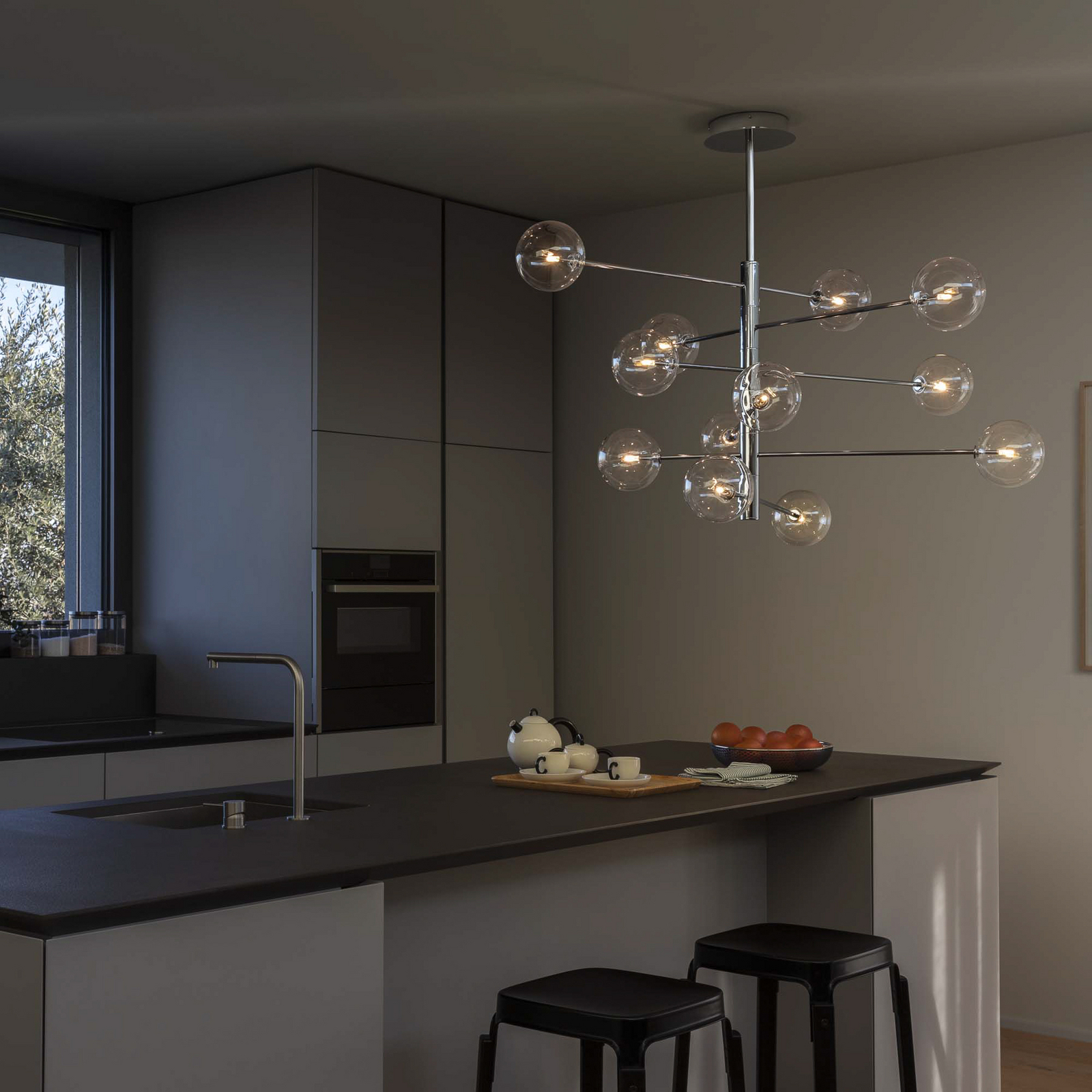 Suspension IDEAL LUX Equinoxe, chrome/transparent, à 12 lampes Suspension IDEAL LUX Equinoxe, chrome/transparent, à 12 lampes