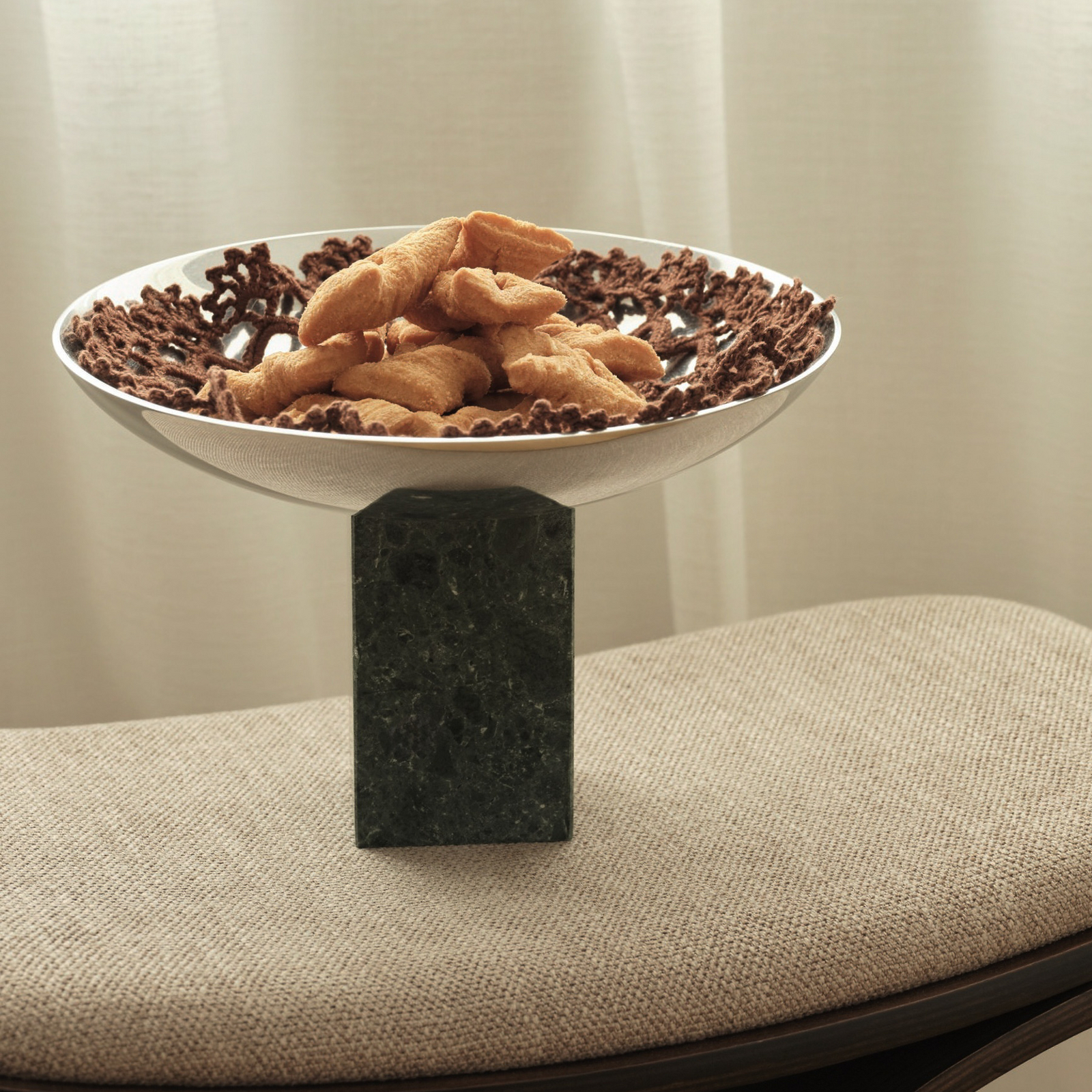 Cuenco Sapoto, verde/plata, Ø 22 cm, aluminio, mármol - GEJST