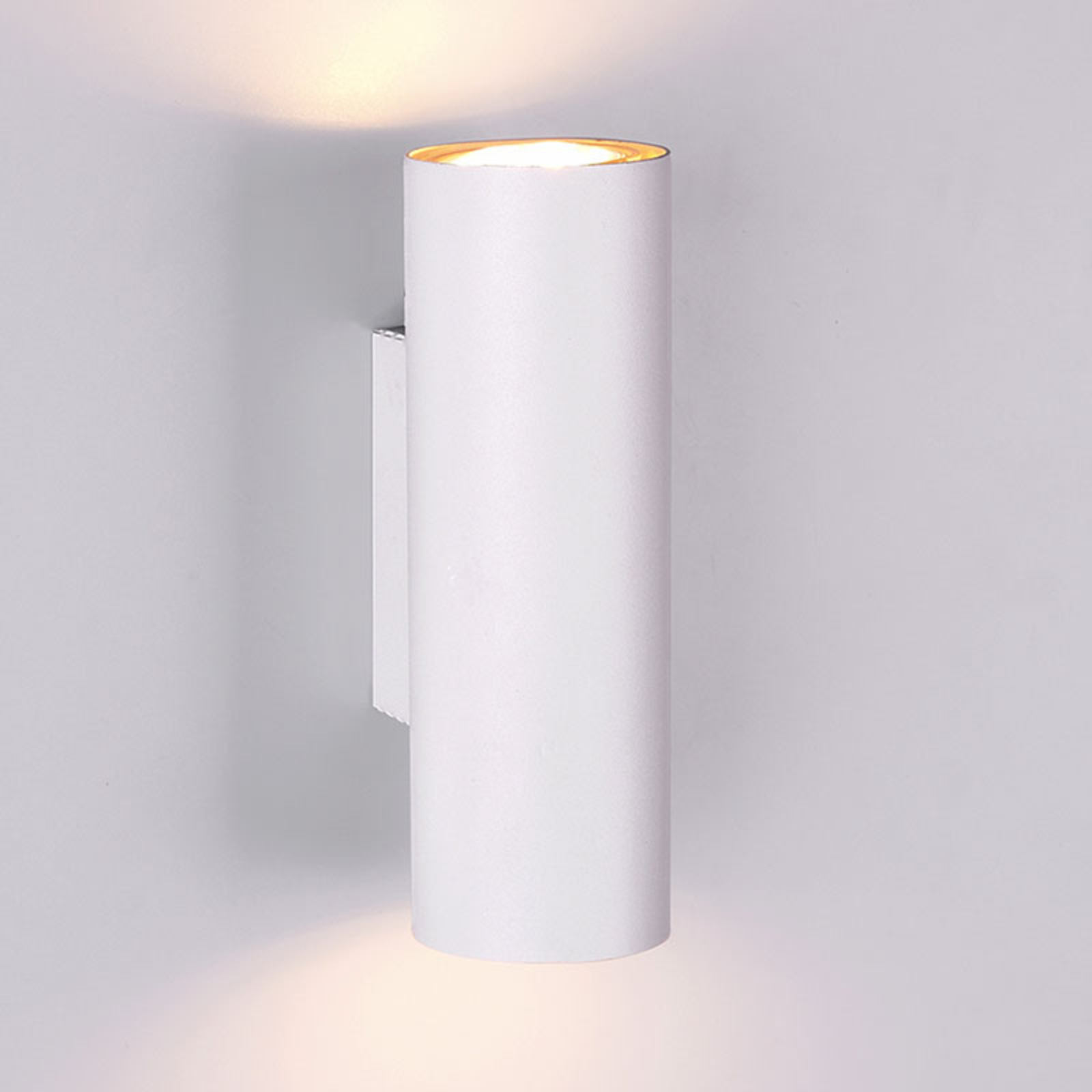 Marley zidna svjetiljka u bijeloj boji