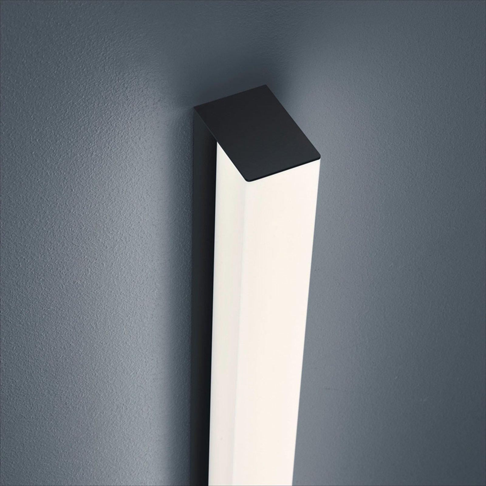 Helestra Lado LED espelho preto 60 cm