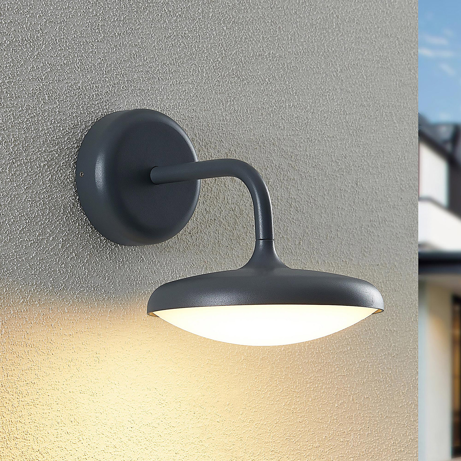 Prios Larkumi LED outdoor wall lamp