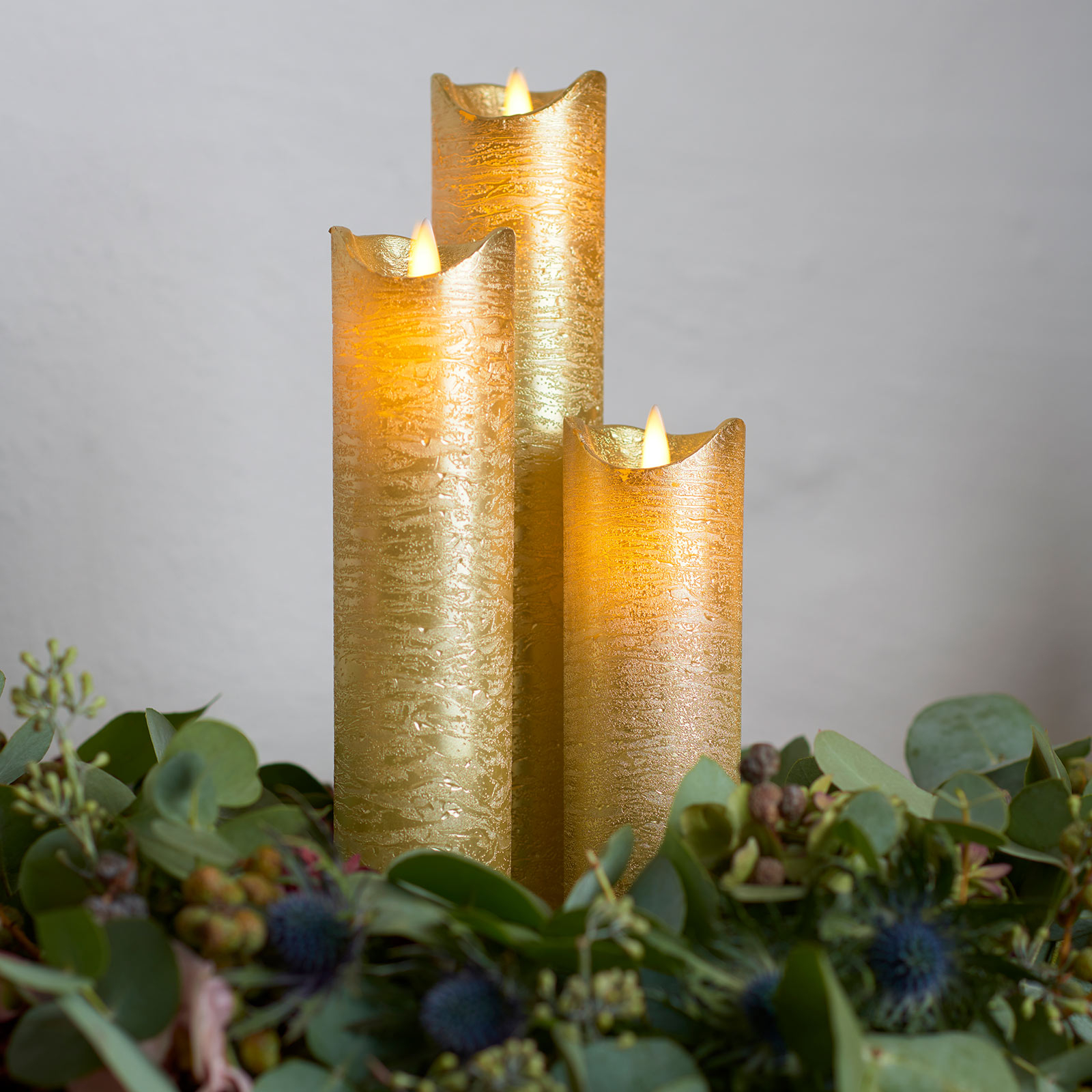 LED svíčka Sara Exclusive, zlatá, Ø 5cm, výška 15cm