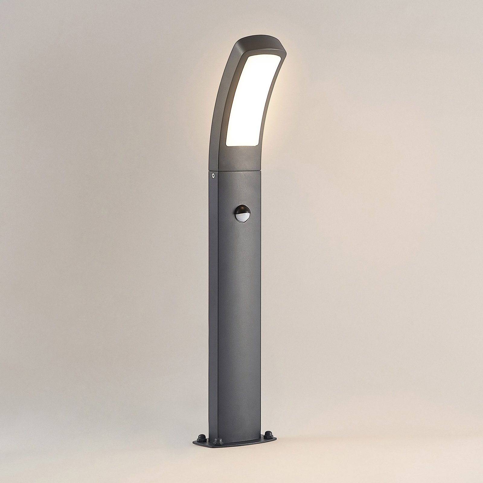 Moshe Candeeiro de Jardim com Sensor Dark Grey - Lindby