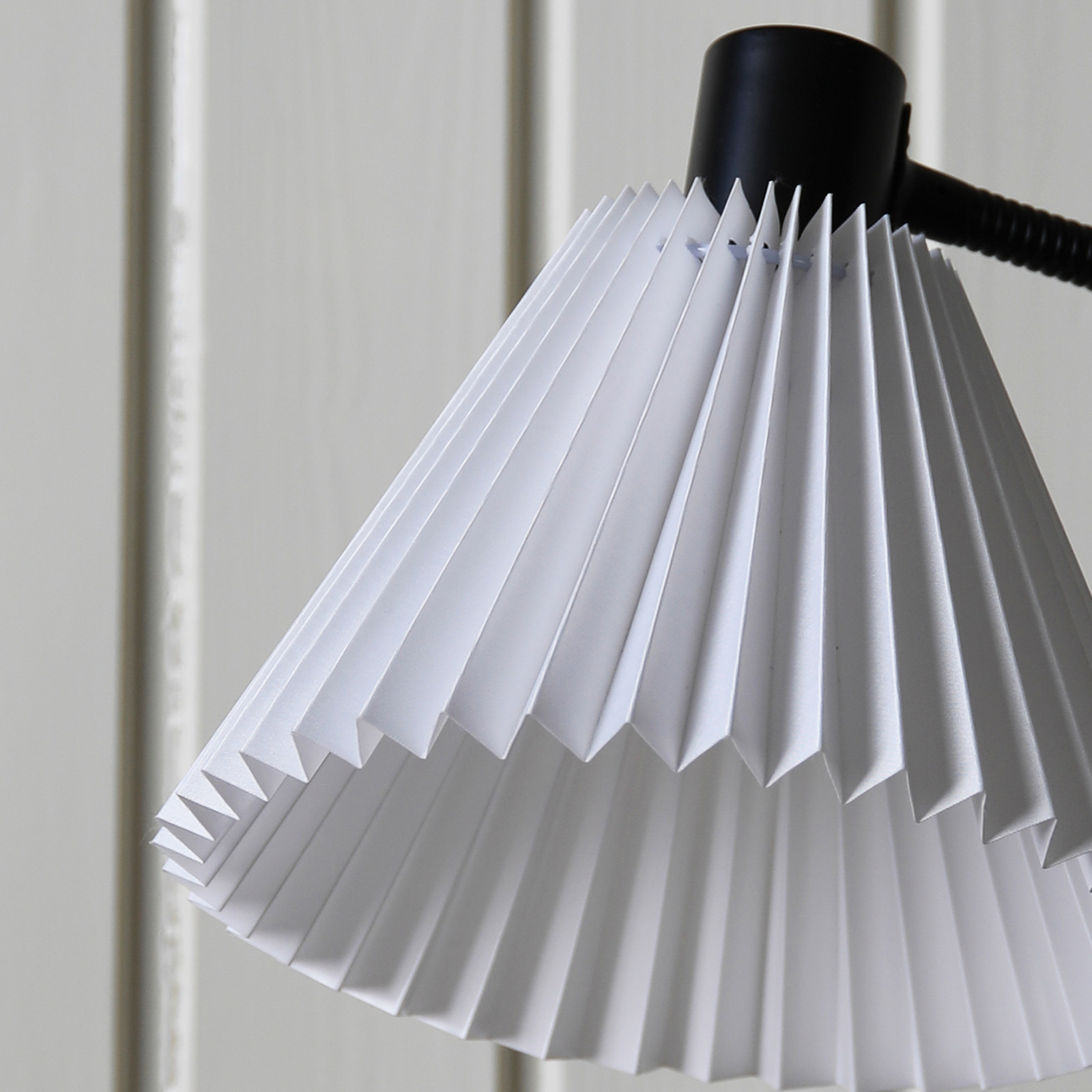 Lampe à poser Mira, noir/blanc, fer/tissu, hauteur 59 cm