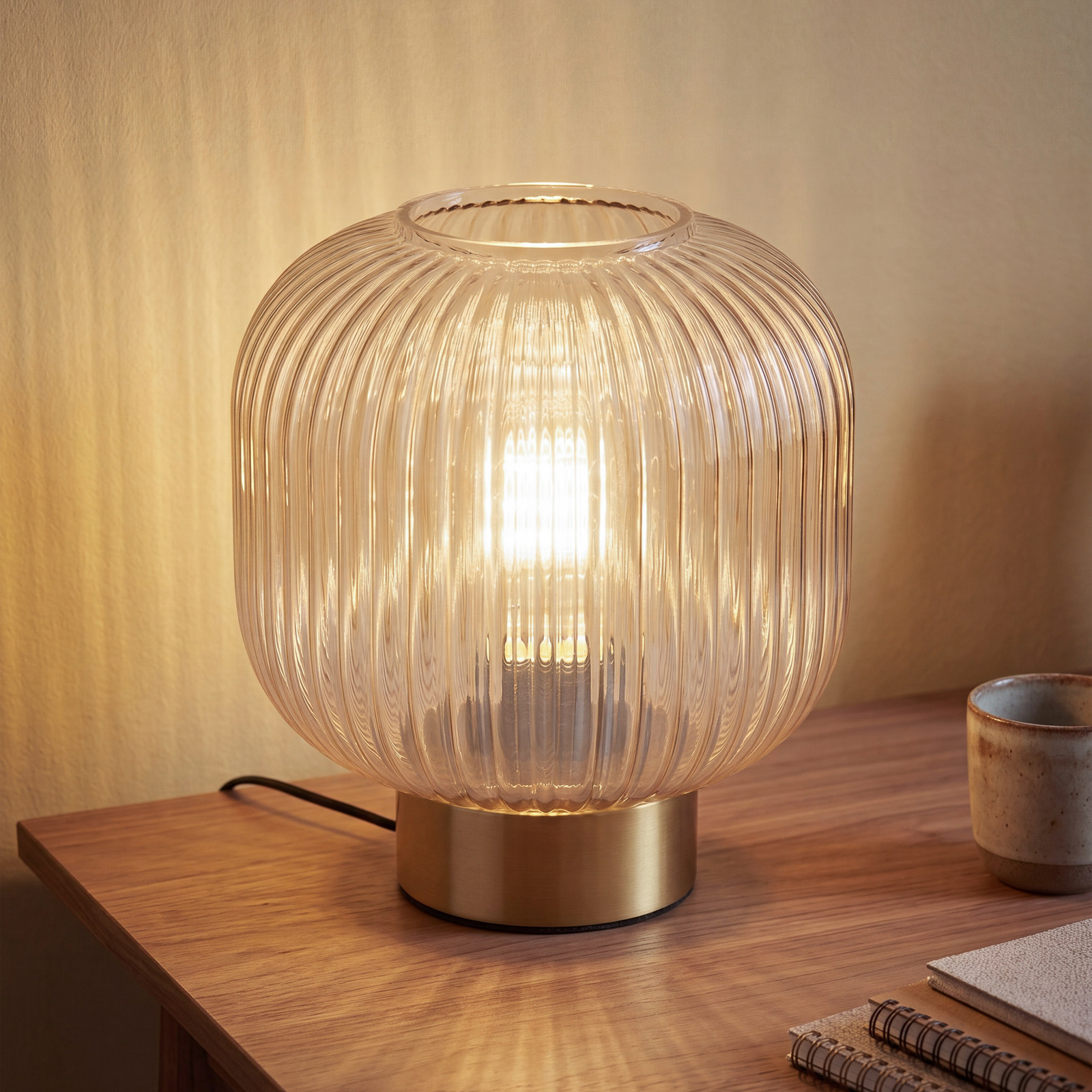 Настолна лампа OSRAM Decor Groovie, кехлибарено, височина 22 см, стъкло, E27