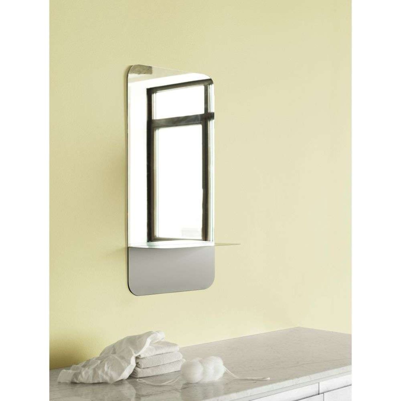 Horizon Mirror Vertical White - Normann Copenhagen