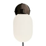 Noor Wandlampe, opal/schwarz, Glas, 18cm Breit - Watt & Veke