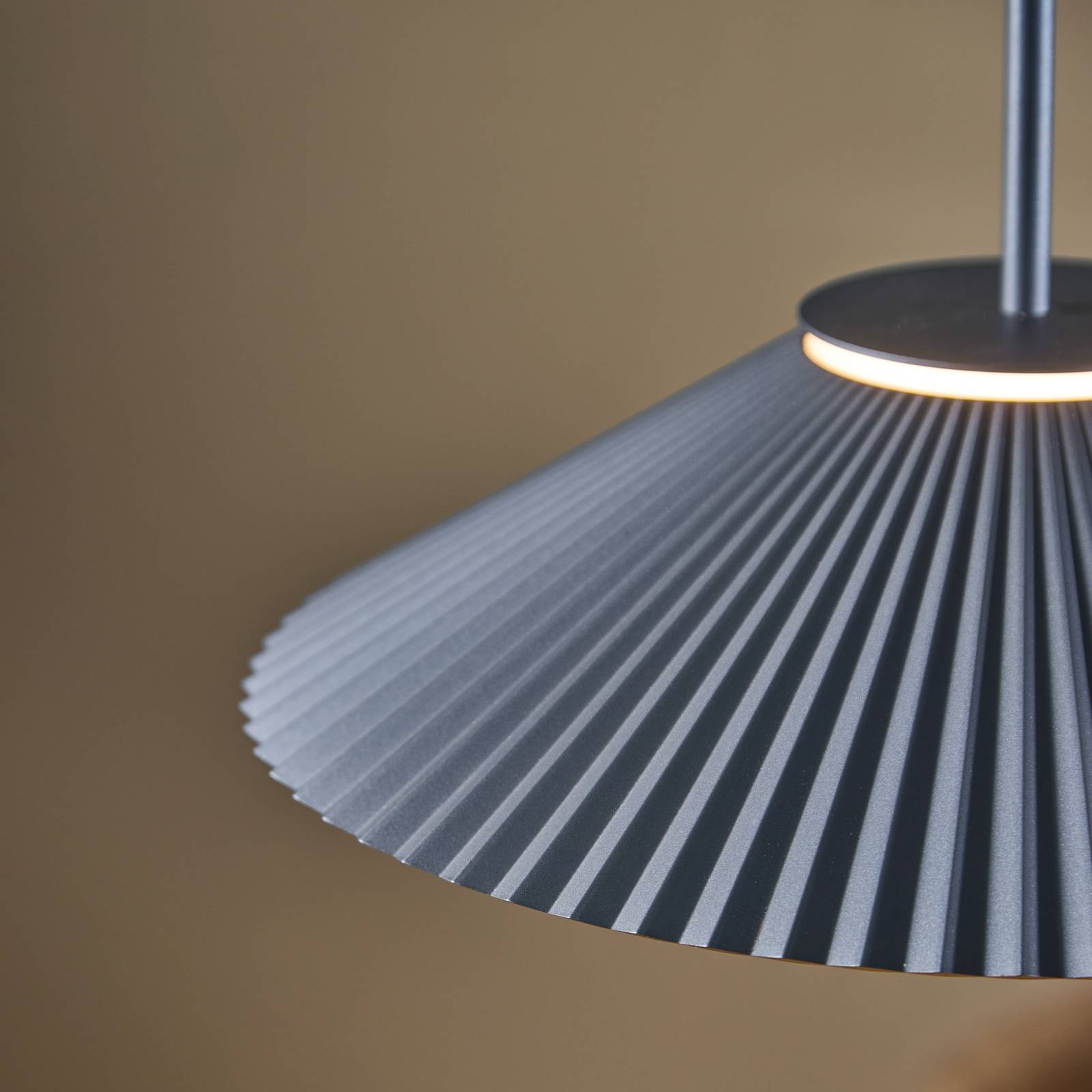 Żyrandol LED LOOM DESIGN „Ballerina”, ciemnoniebieski, Ø 35 cm